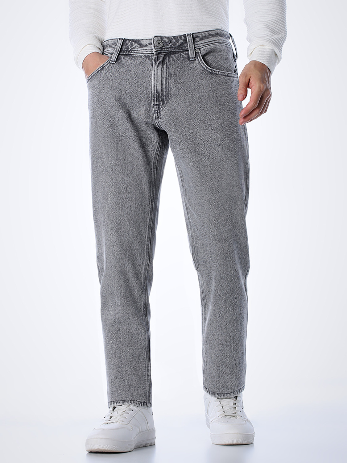 Image of JACK & JONES Men Tapered Fit Low Rise Grey Jeans
