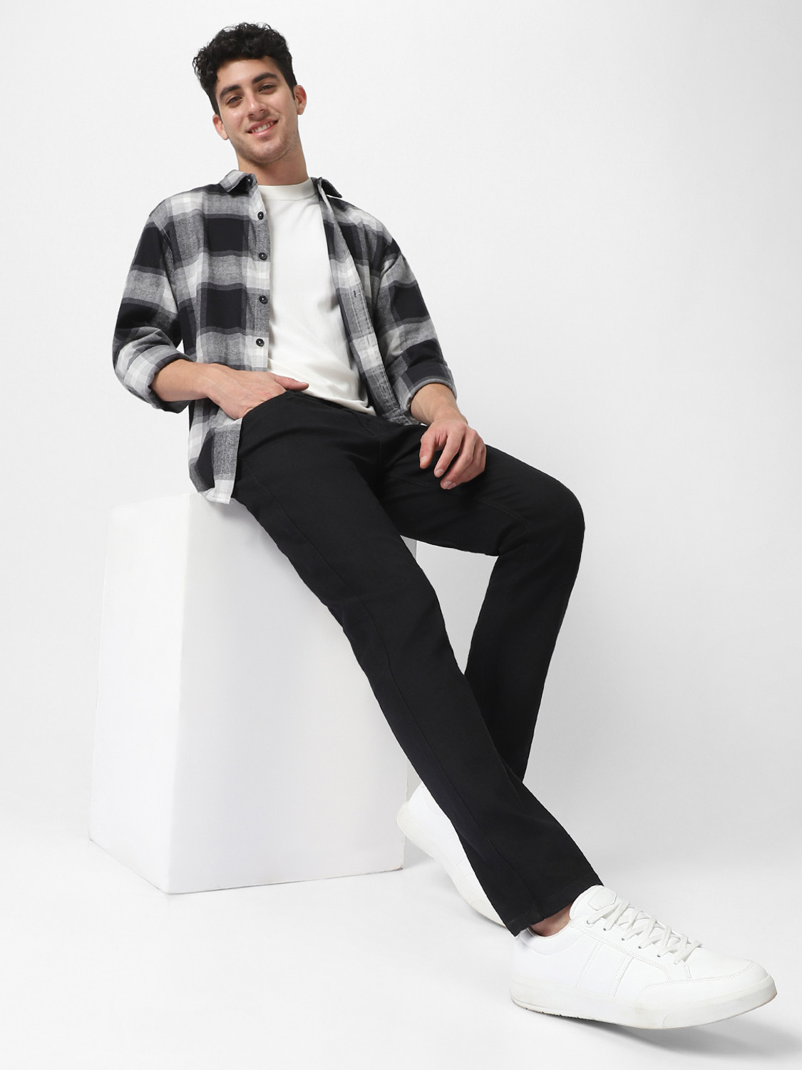 Image of Urbano Fashion Slim Men Black Jeans