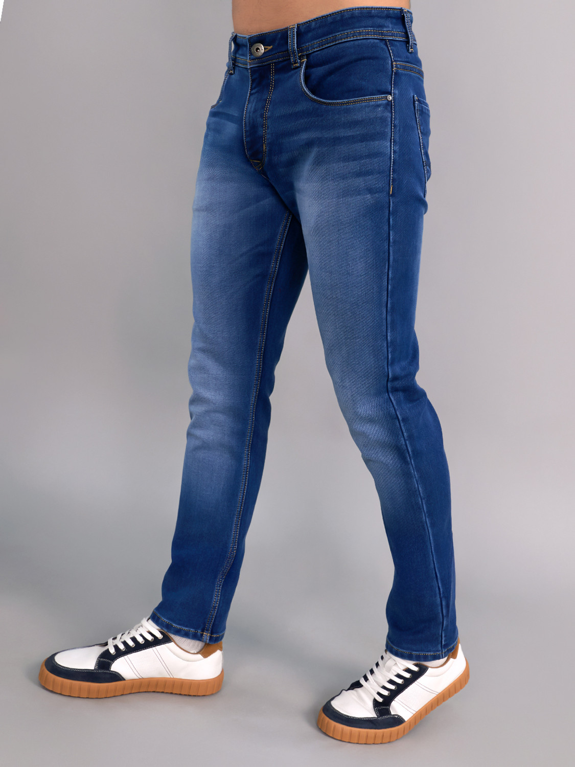 Image of MONTE CARLO Regular Men Light Blue Jeans