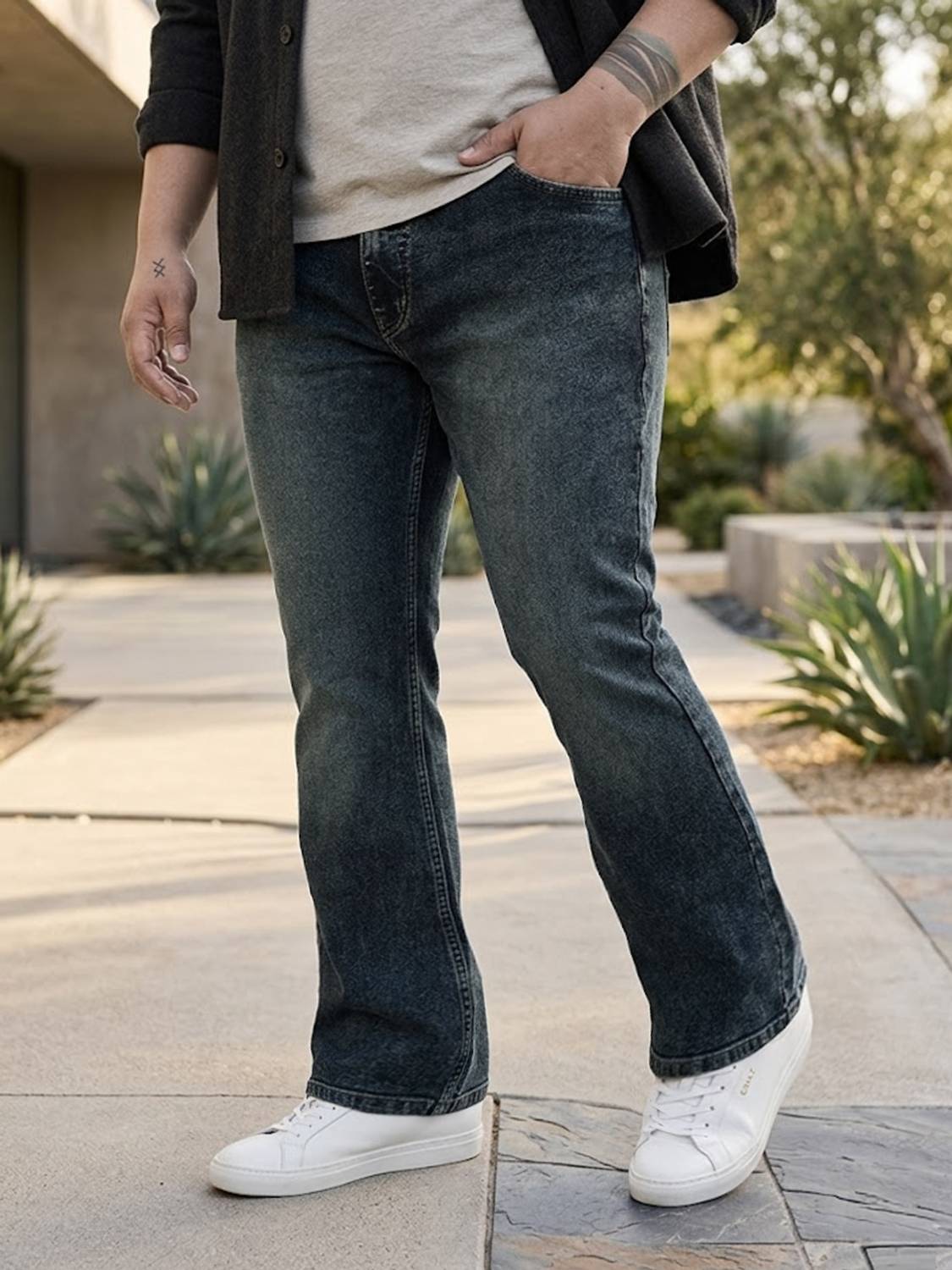 Urbano Plus Boot-Leg Men Dark Blue Jeans - Image 1