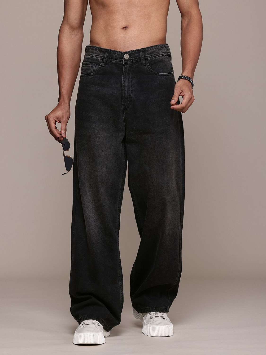 Image of Roadster Loose Fit Men Black Jeans