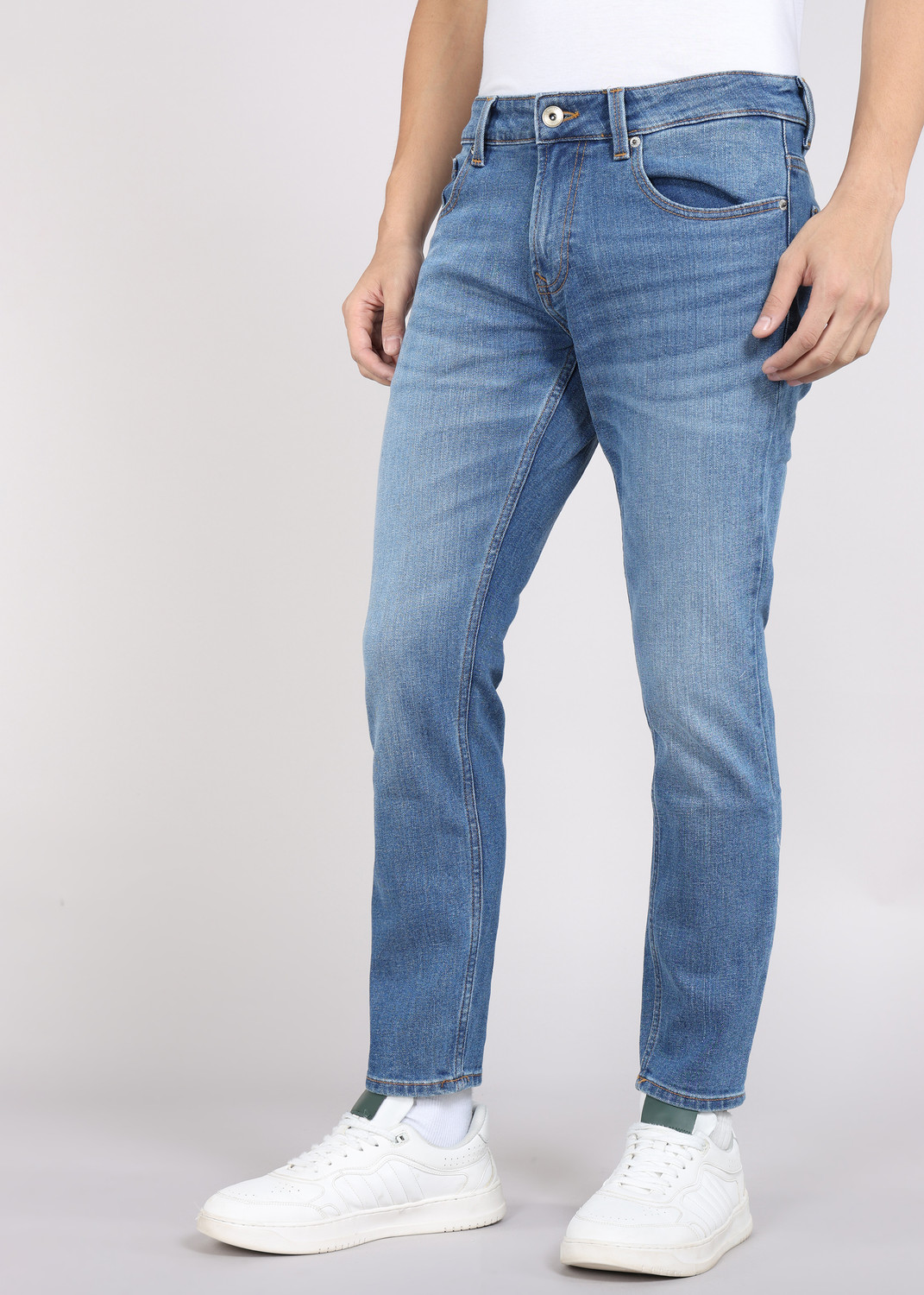 Image of Spykar Men Slim Mid Rise Light Blue Jeans
