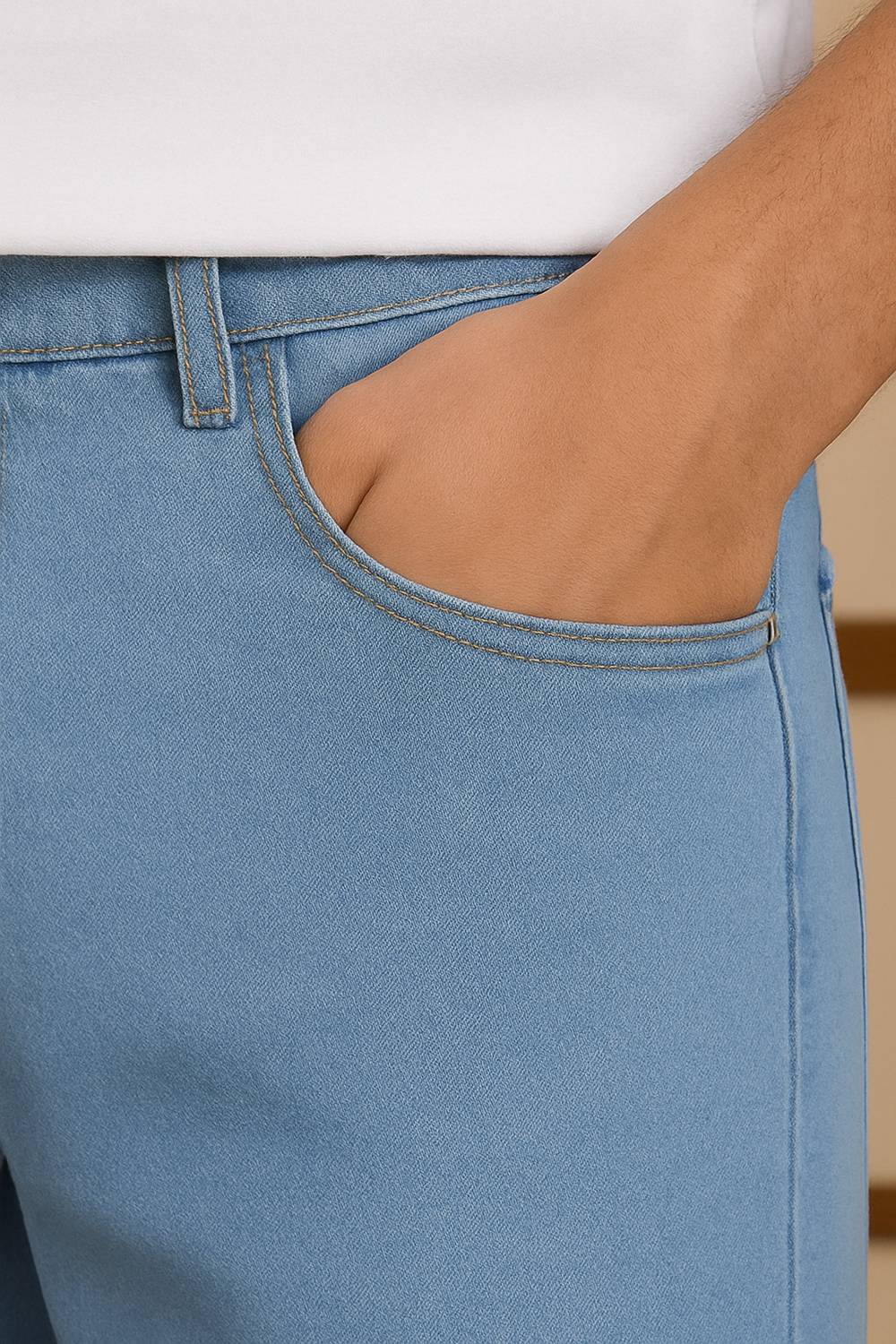 LEVORCE Loose Fit Men Light Blue Jeans - Image 5