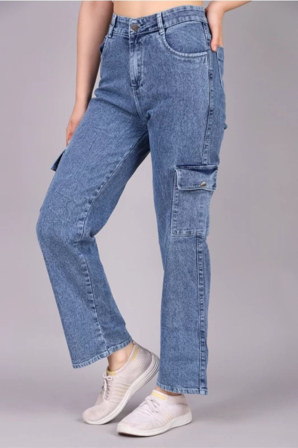 Image of Street Mall Straight Fit Women Light Blue Jeans