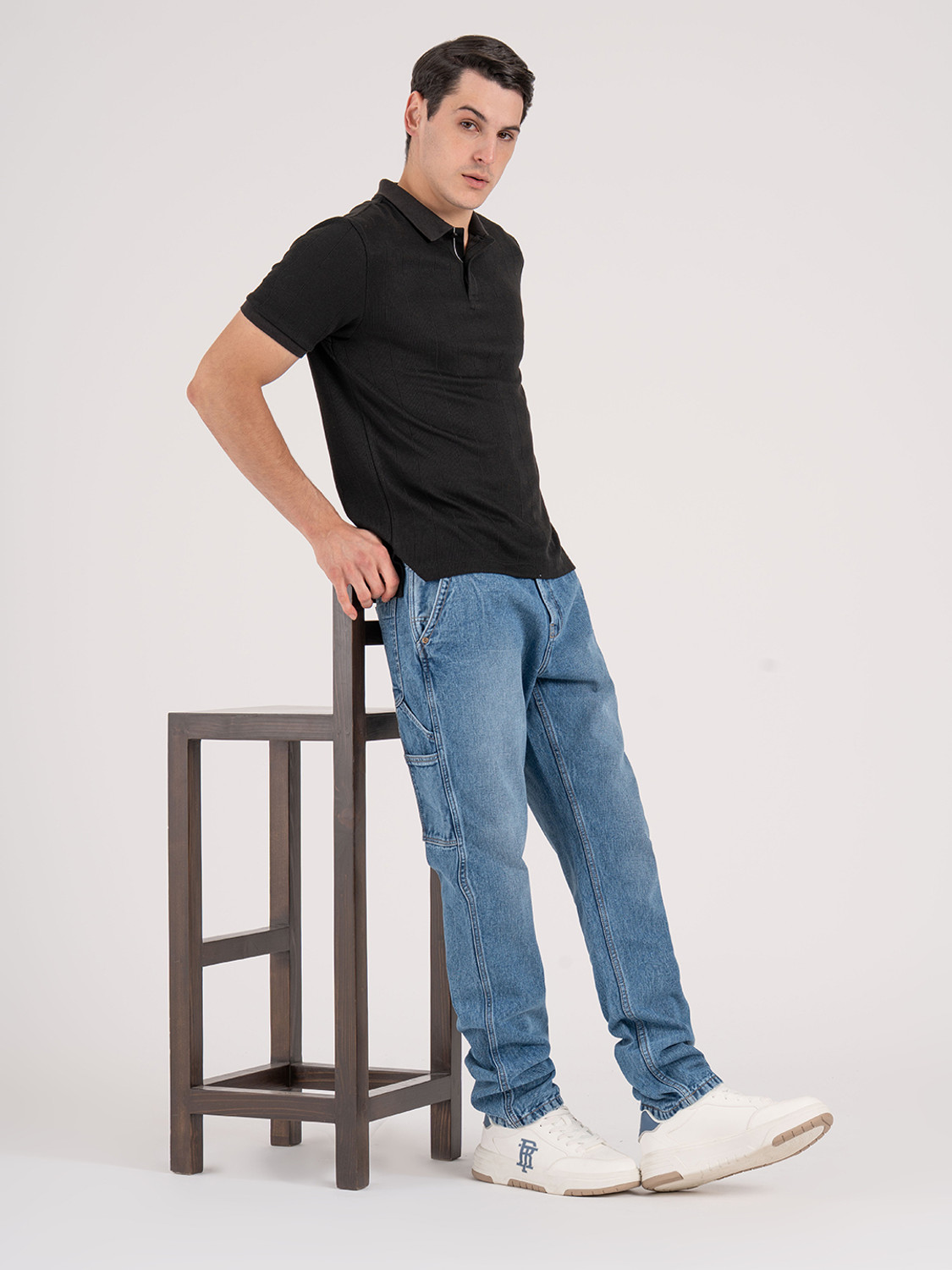 Image of RED TAPE Straight Fit Men Blue Jeans