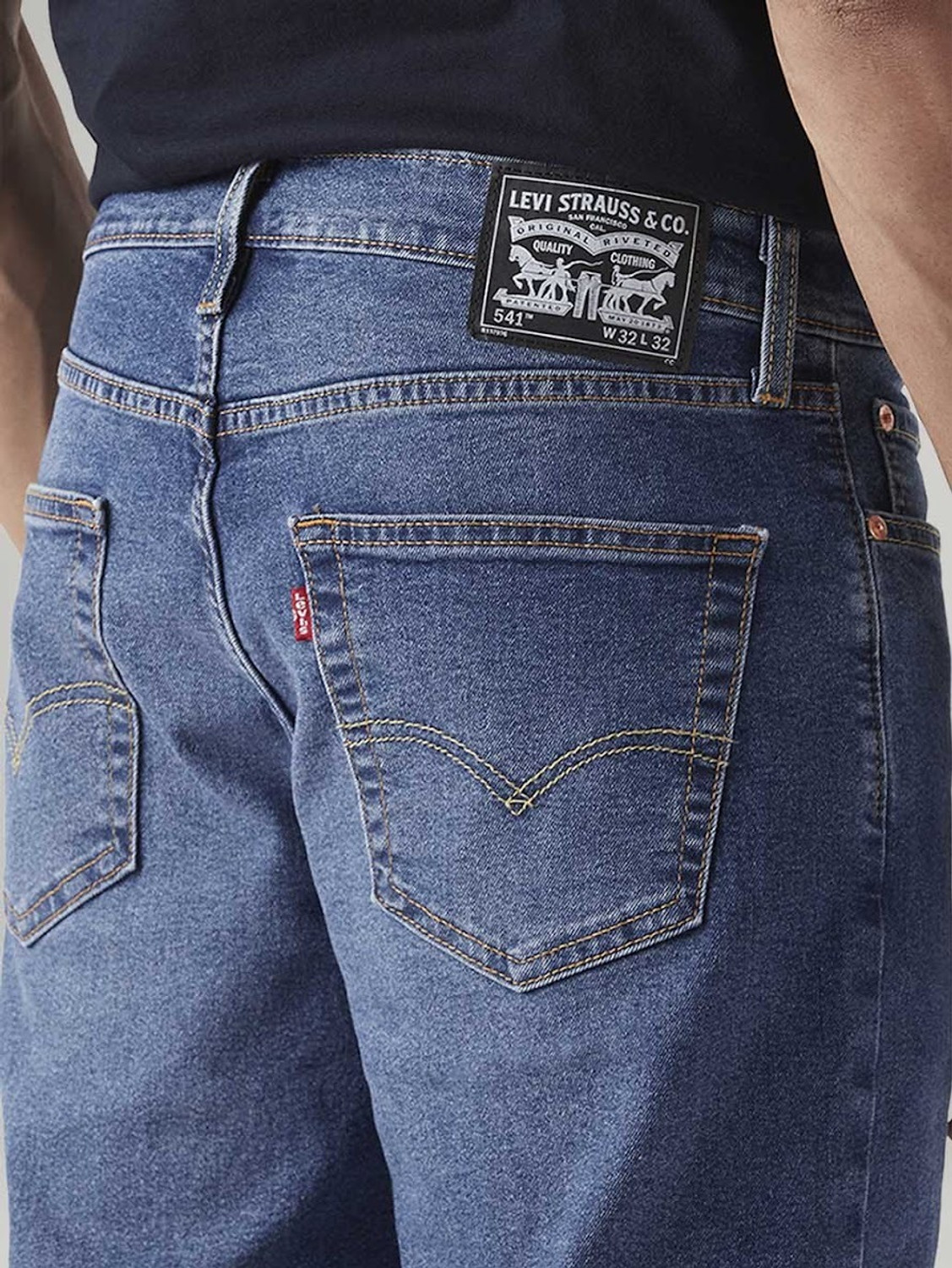 Image of LEVI'S Tapered Fit Men Blue Jeans