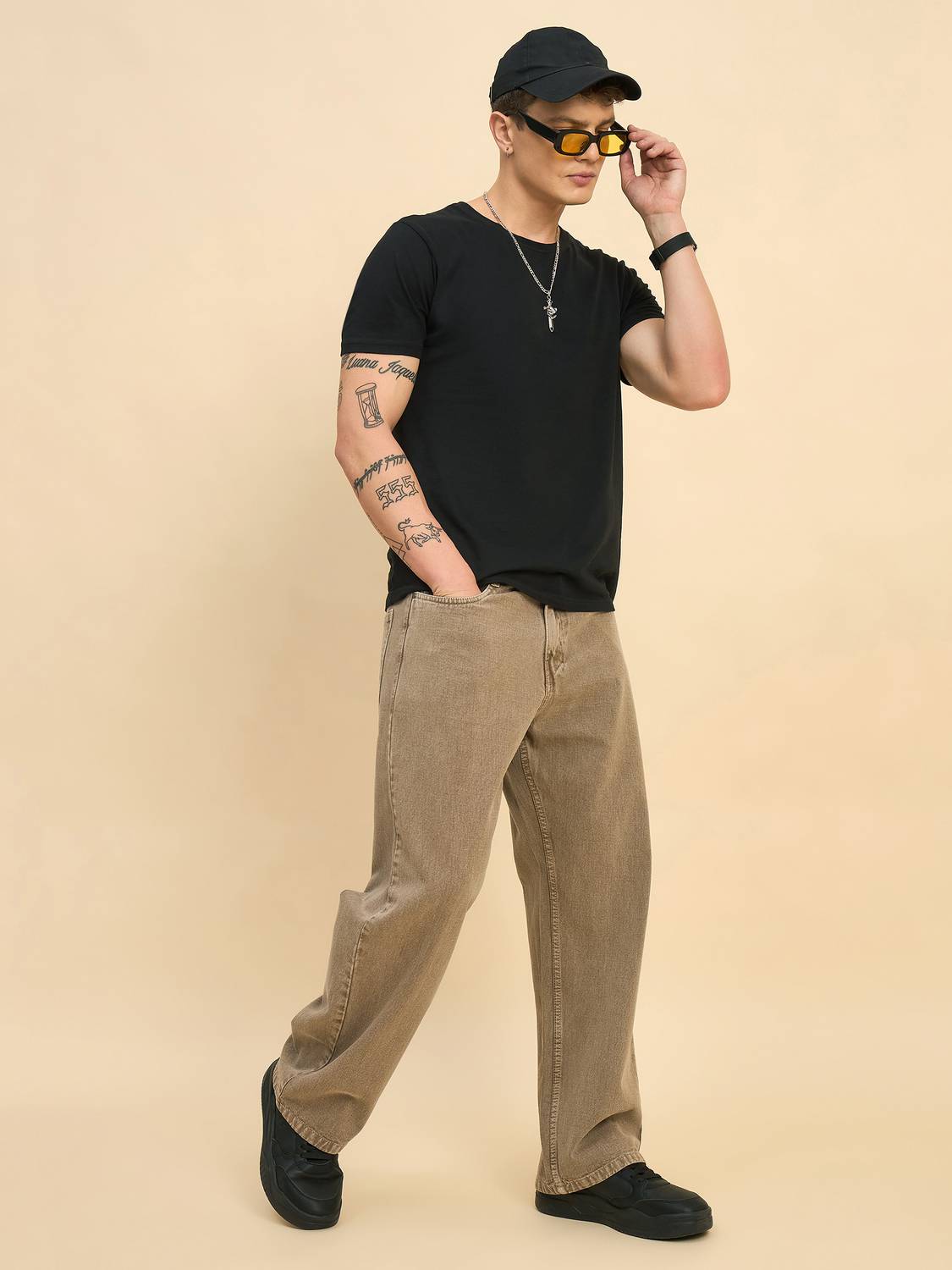 STUDIO नेक्स - Image 4
