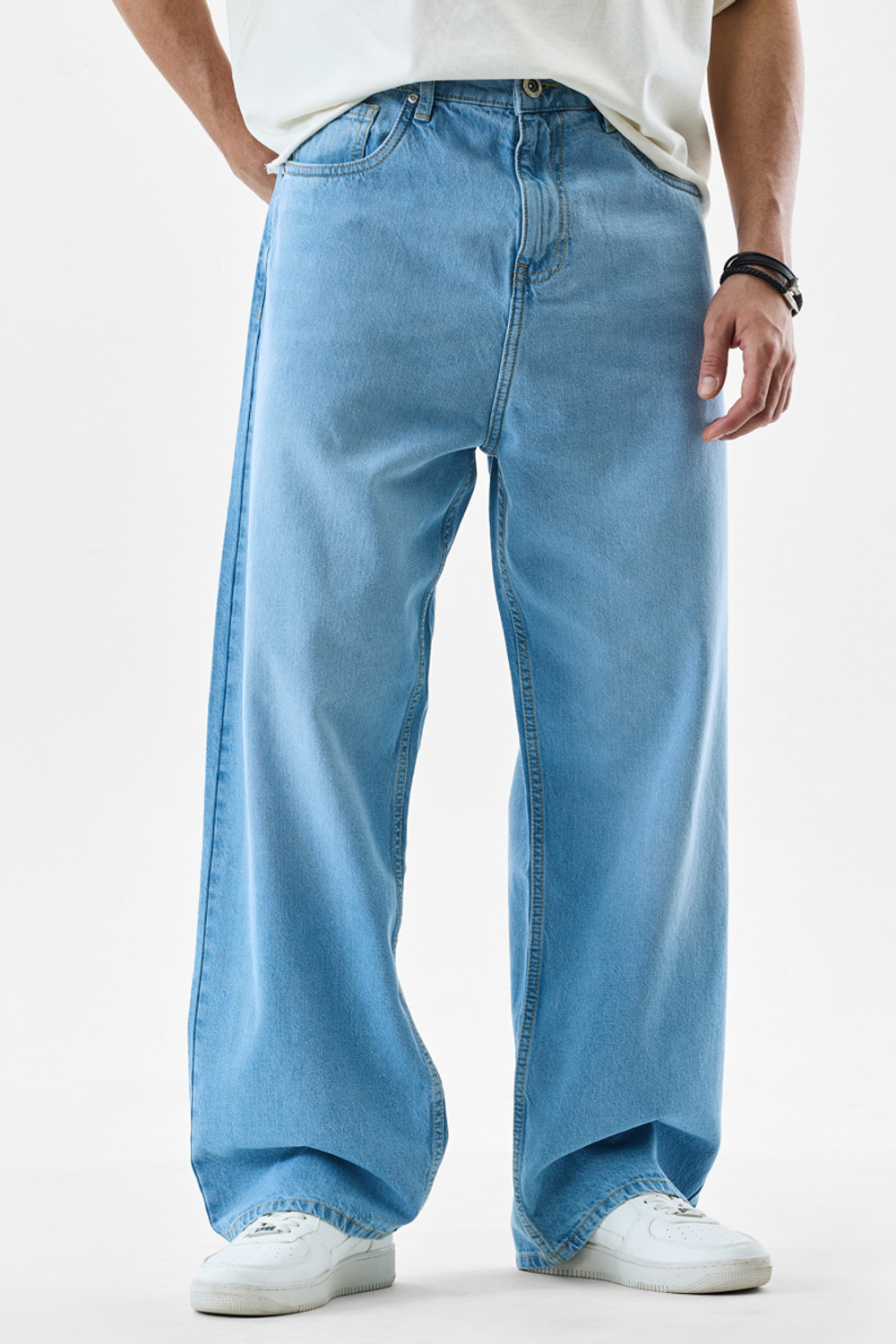 Image of Snitch Relaxed Fit Men Light Blue Jeans