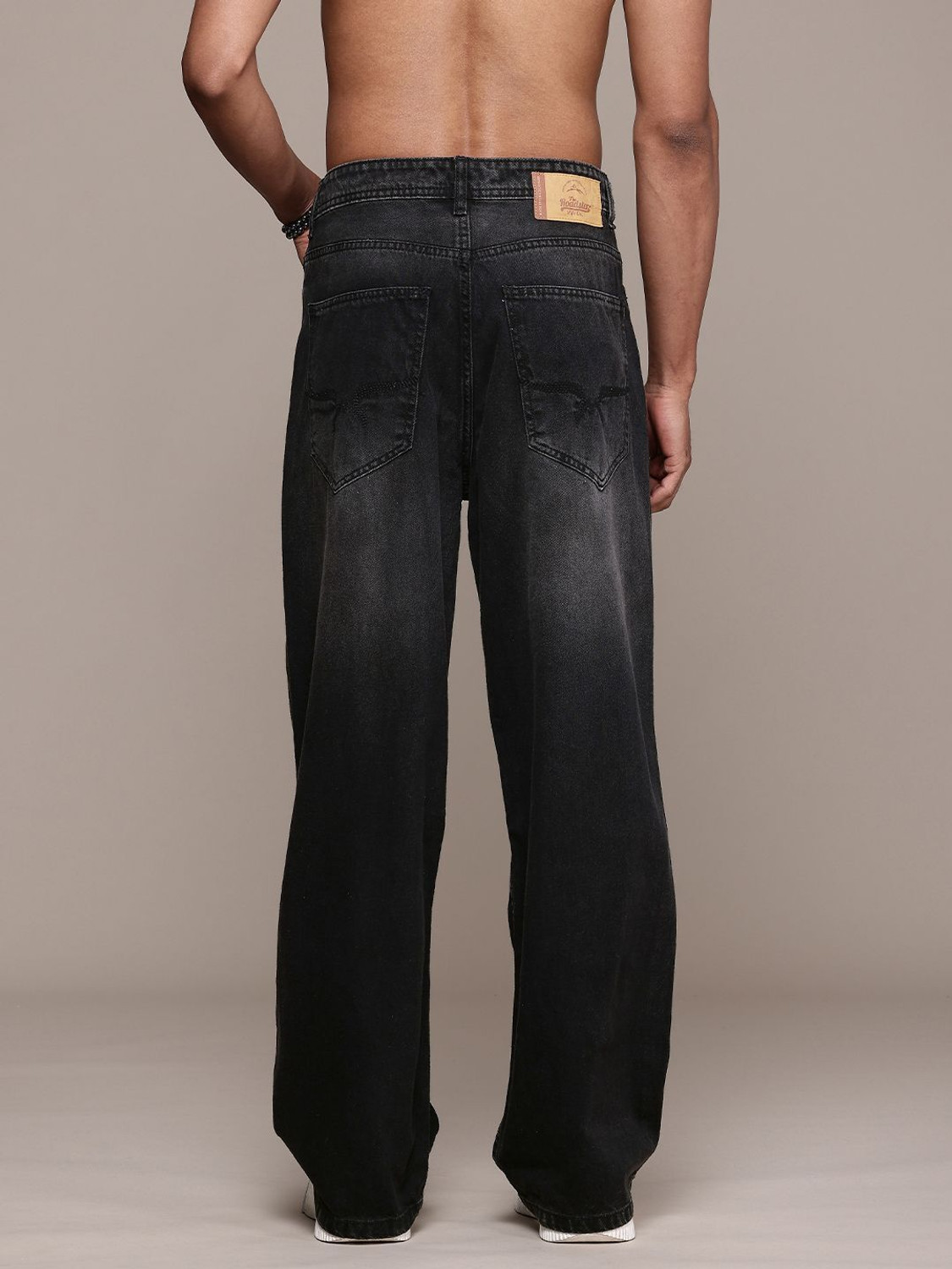 Image of Roadster Loose Fit Men Black Jeans