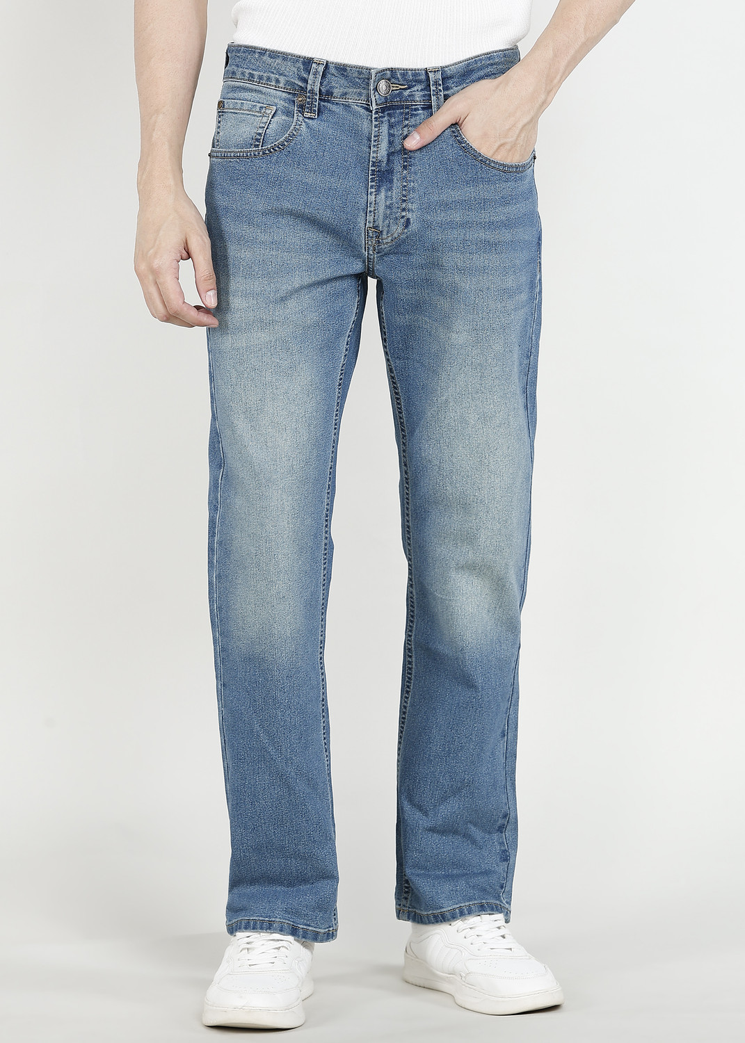 Image of Spykar Relaxed Fit Men Blue Jeans