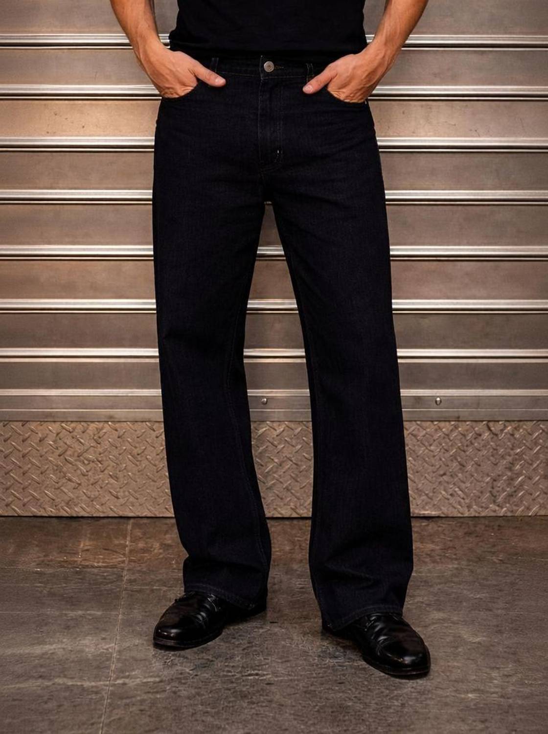 LEVORCE Loose Fit Men Black Jeans - Image 1