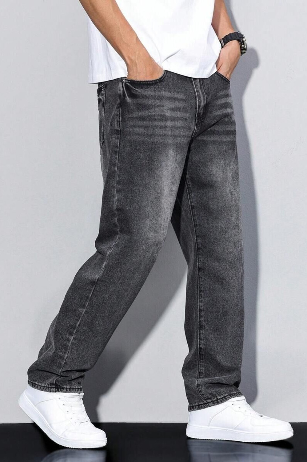 Image of DENIM LOOK Men Baggy Fit Mid Rise Dark Grey Jeans