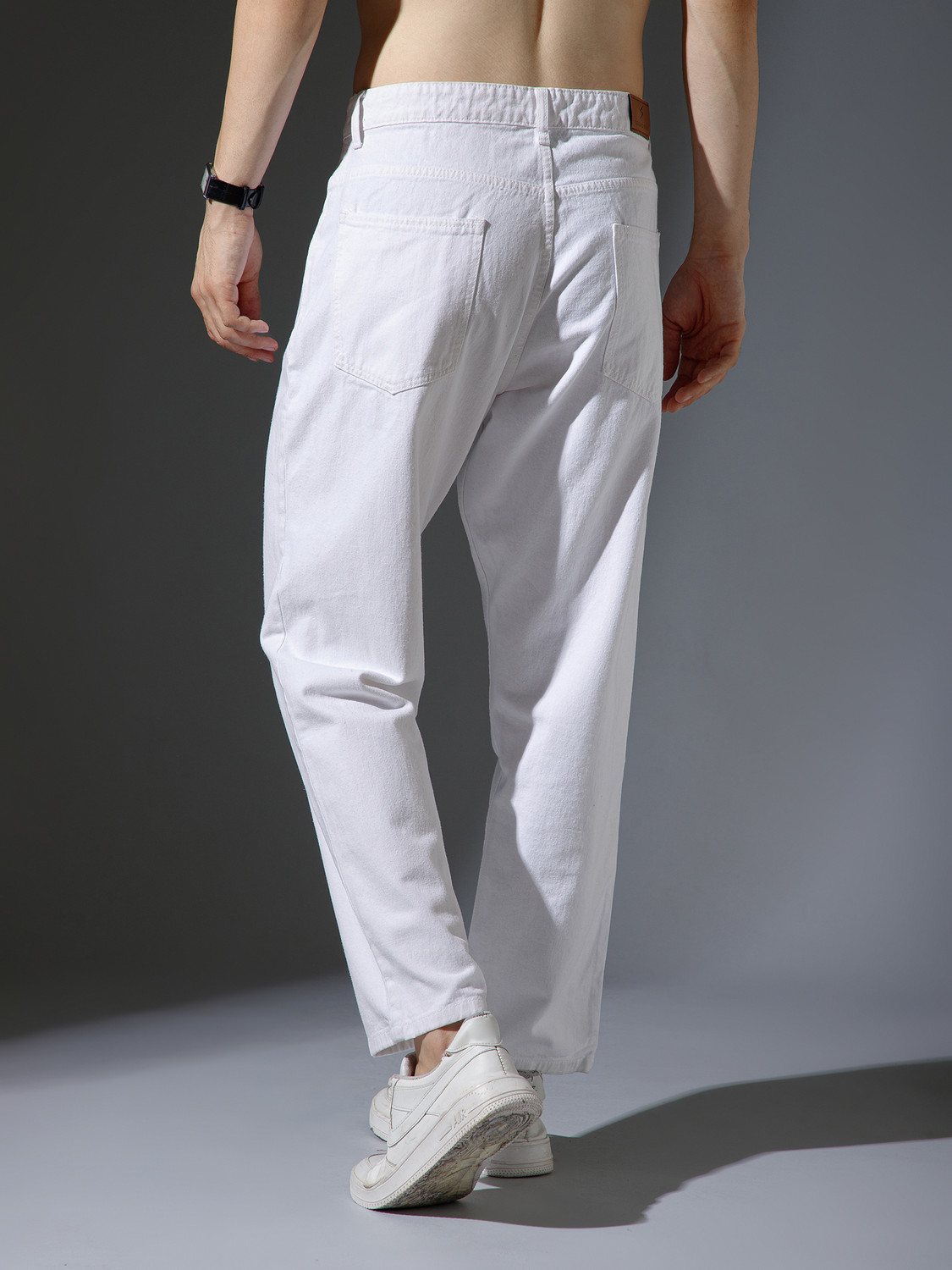 Image of STUDIO NEXX Men Loose Fit Mid Rise White Jeans