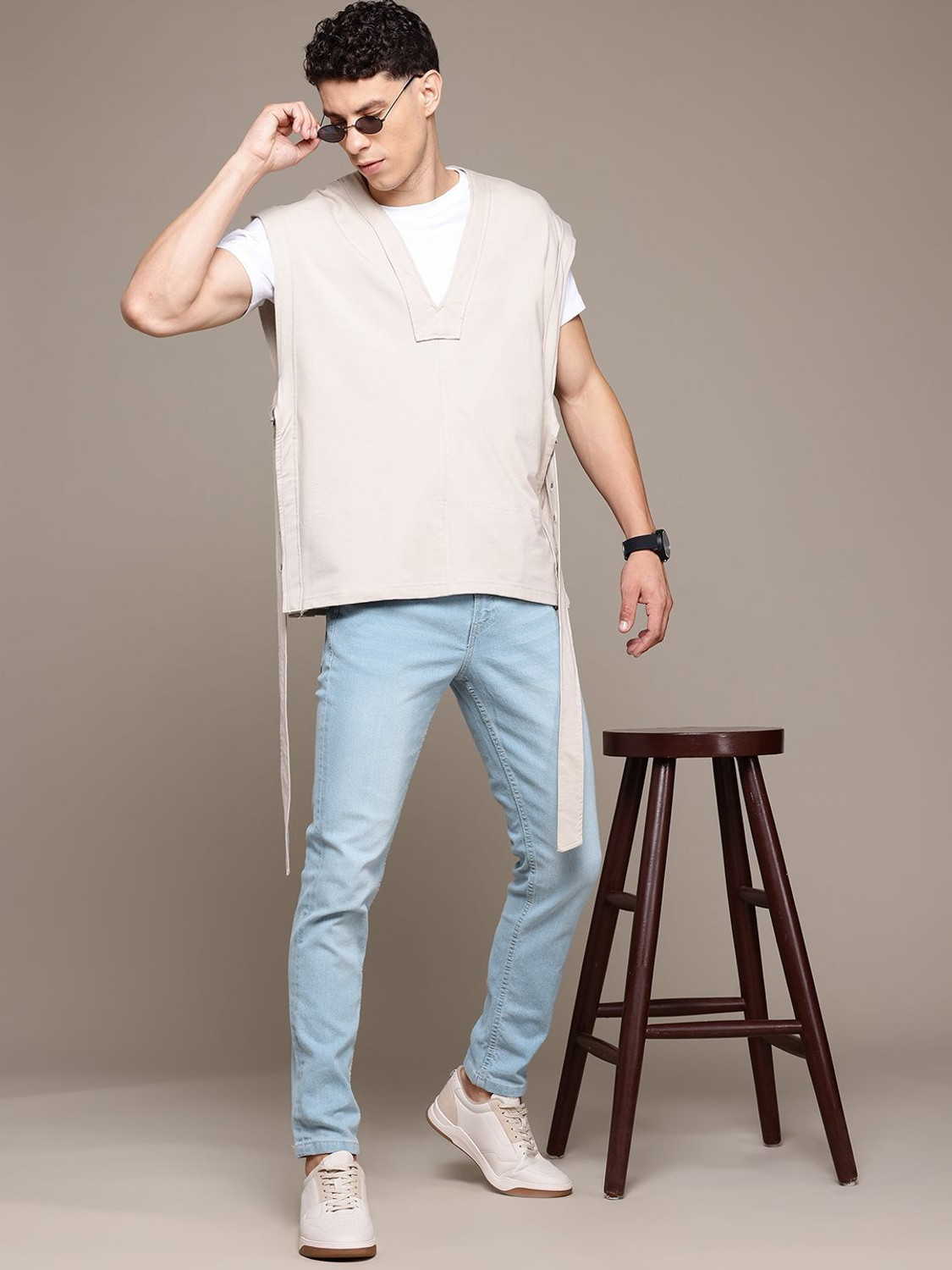 Image of Roadster Tapered Fit Men Blue Jeans
