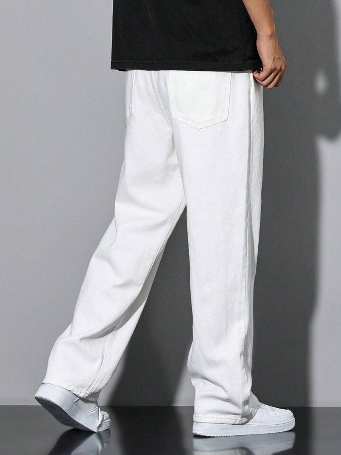 Pahiraav Loose Fit Men White Jeans - Image 2