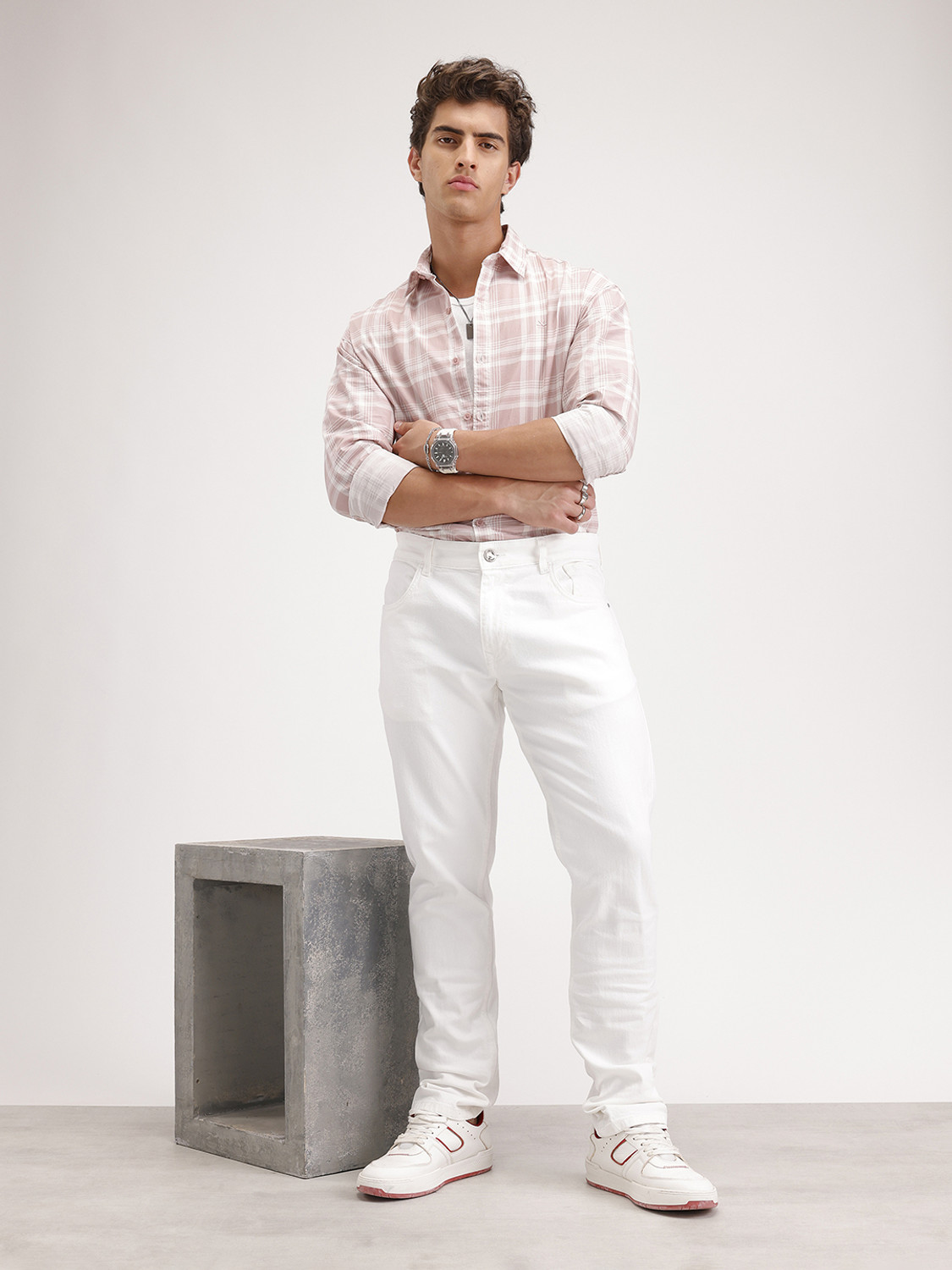 Image of WROGN Men Slim Mid Rise White Jeans