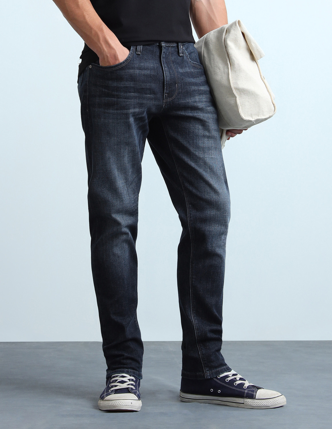 Image of FLYING MACHINE Tapered Fit Men Blue Jeans