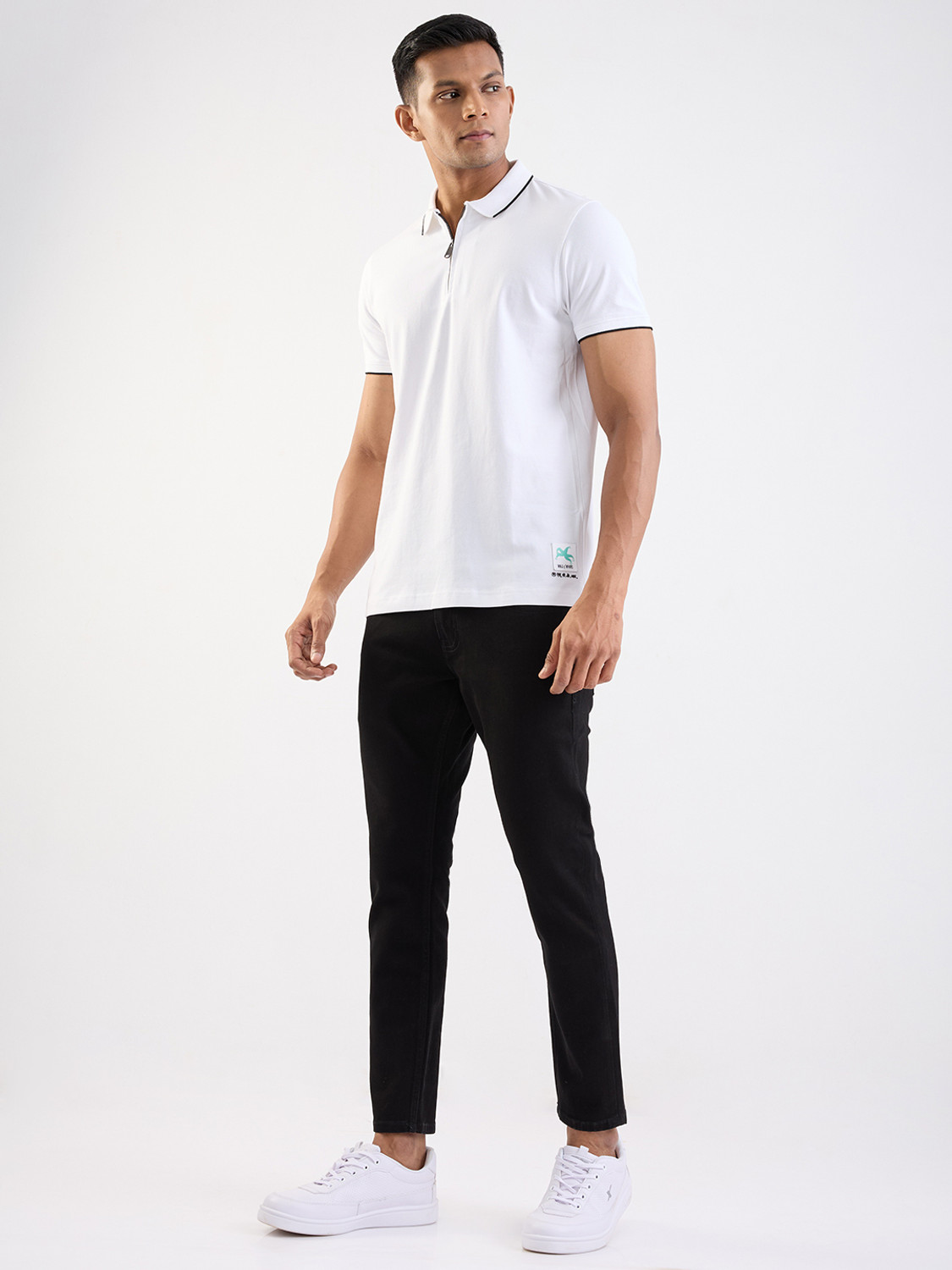Image of Spykar Men Slim Mid Rise Black Jeans