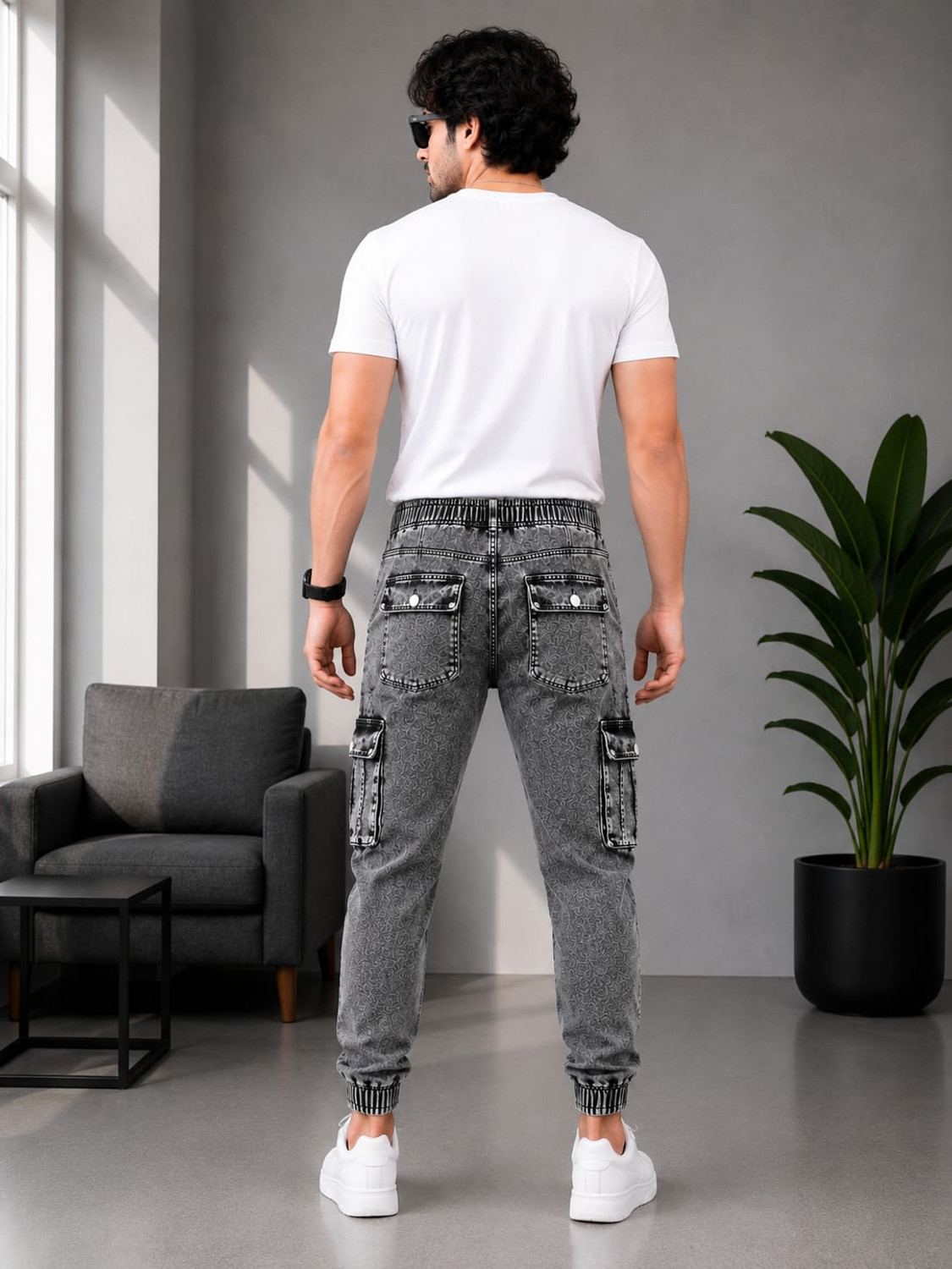 Image of MAPRAHI1 Men Jogger Fit Mid Rise Grey Jeans