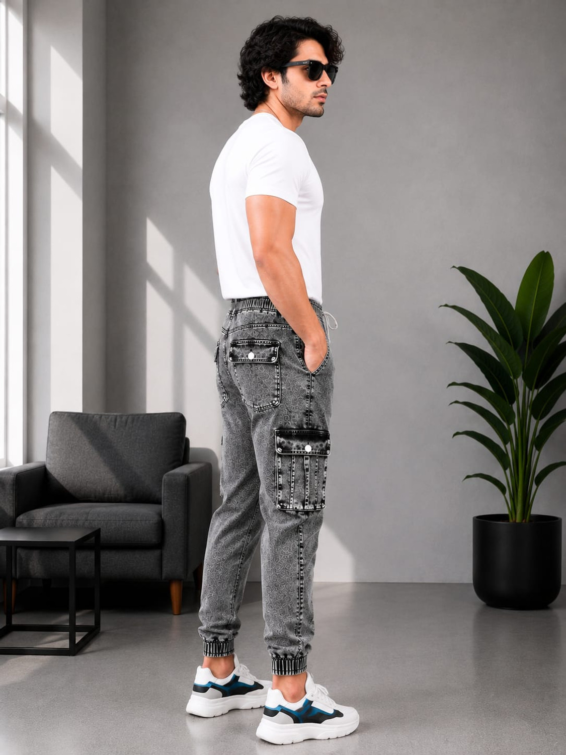Image of MAPRAHI1 Men Jogger Fit Mid Rise Grey Jeans