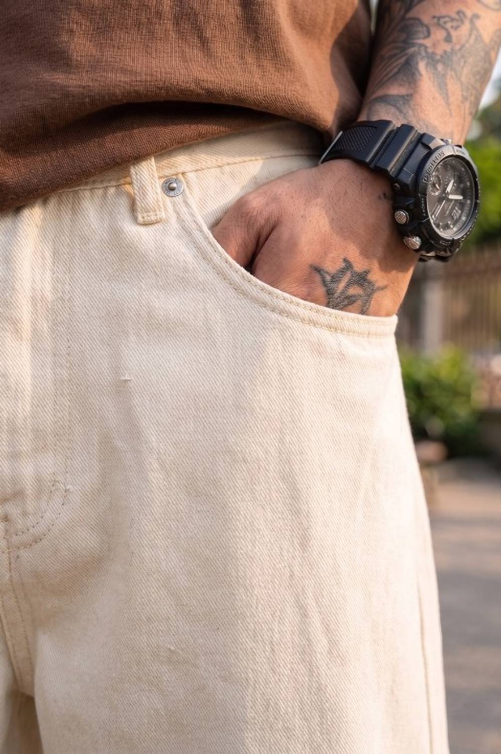 WAYKING Loose Fit Men Beige Jeans - Image 4