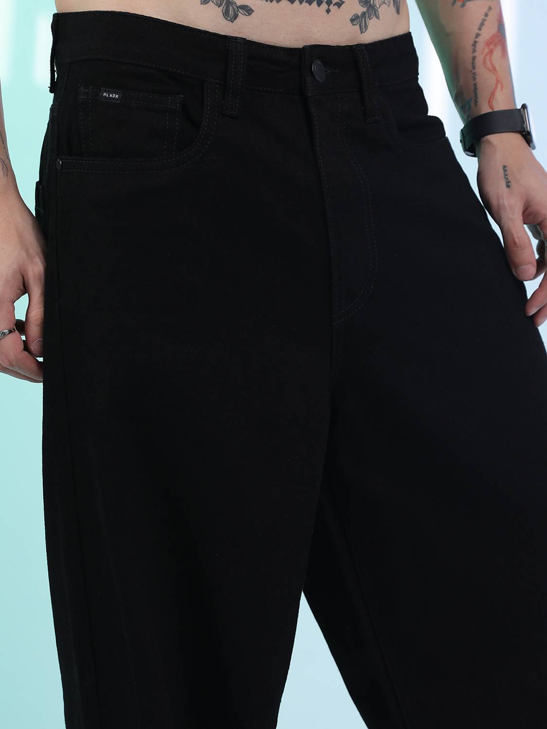 HIGHLANDER Loose Fit Black Jeans - Image 5