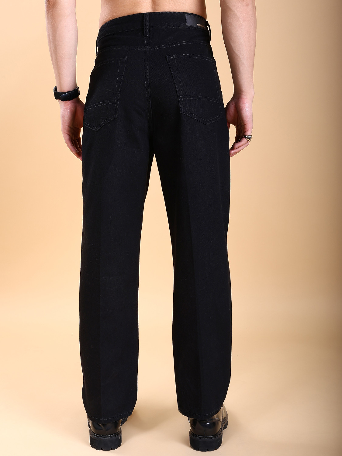 Image of HIGHLANDER Loose Fit Men Black Jeans