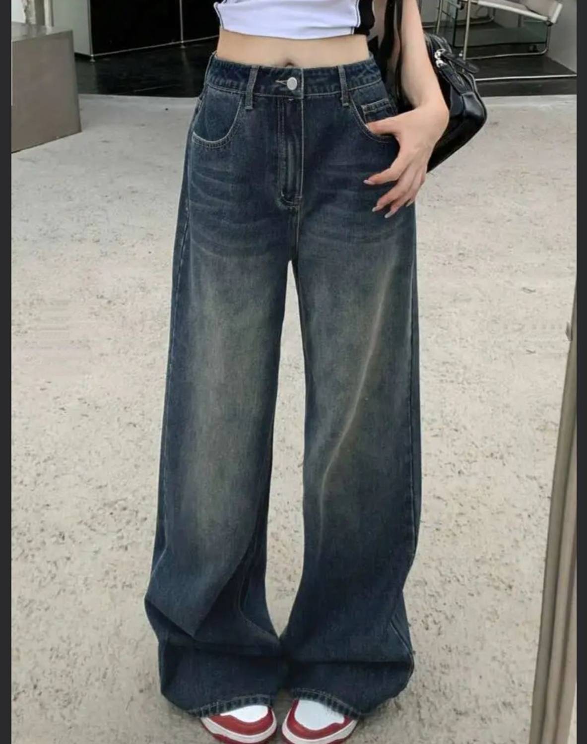 HouseOfCommon Loose Fit Women Blue Jeans - Image 5
