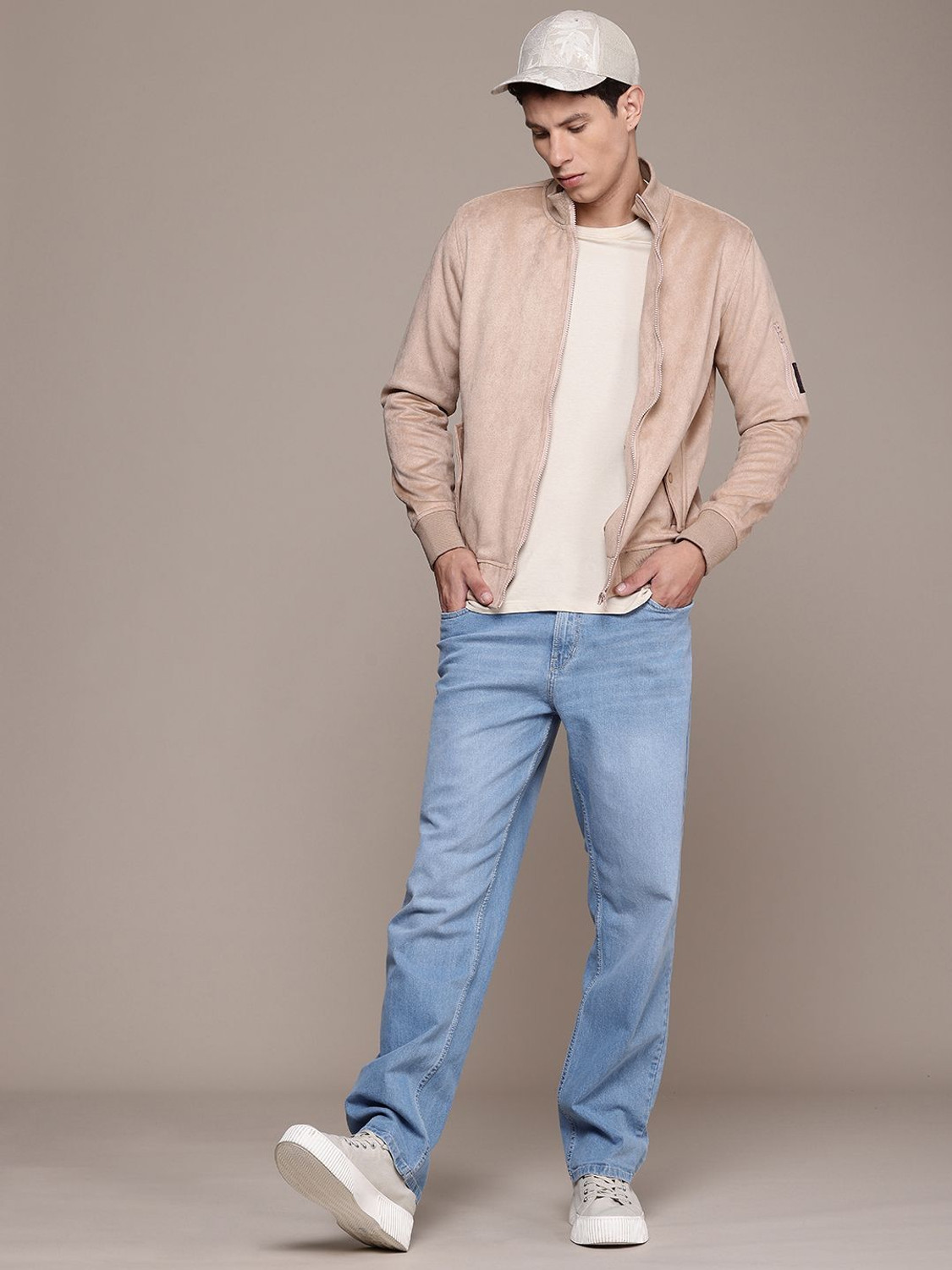 Image of Roadster Straight Fit Men Blue Jeans