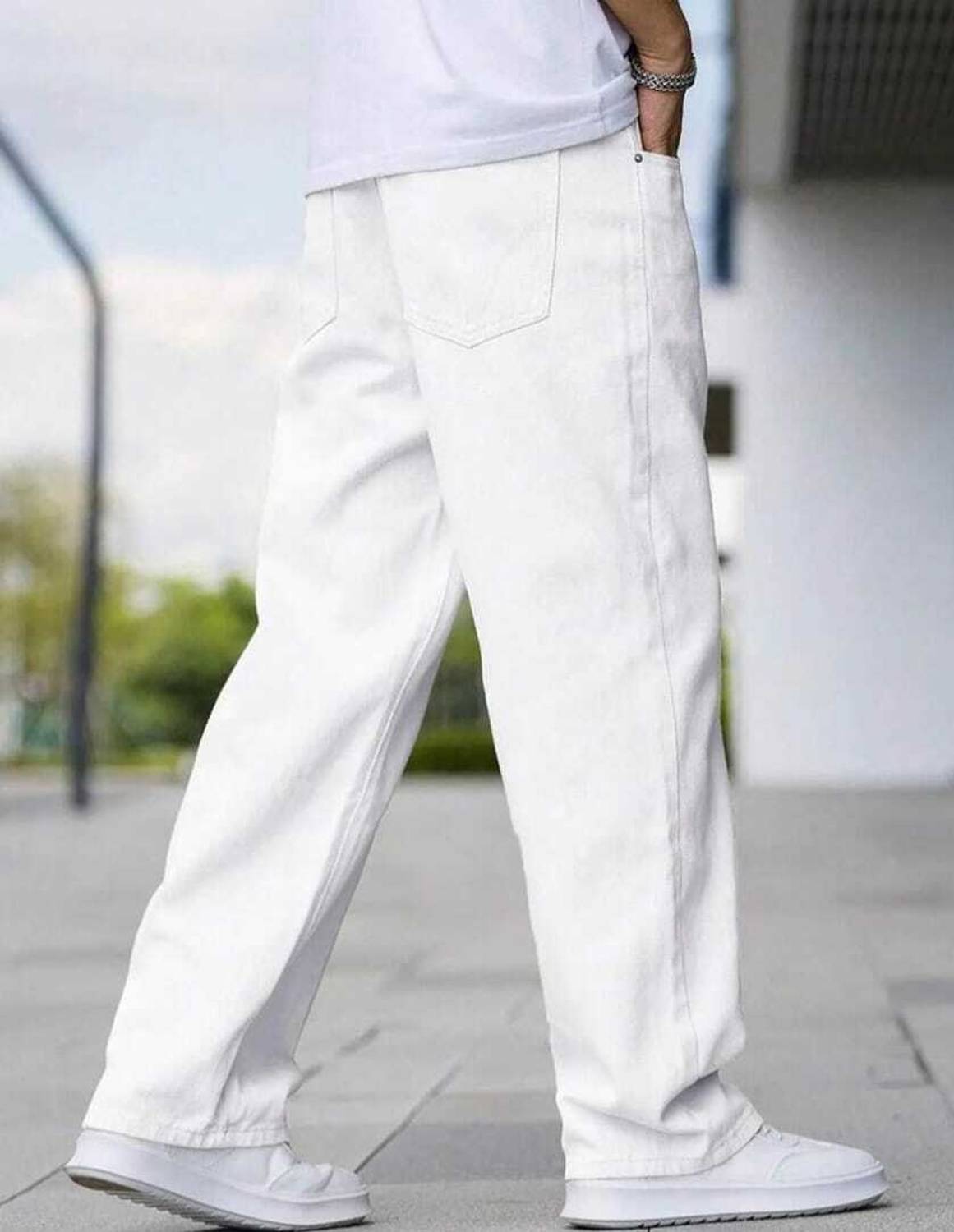 wearworld Loose Fit Men White Jeans - Image 2