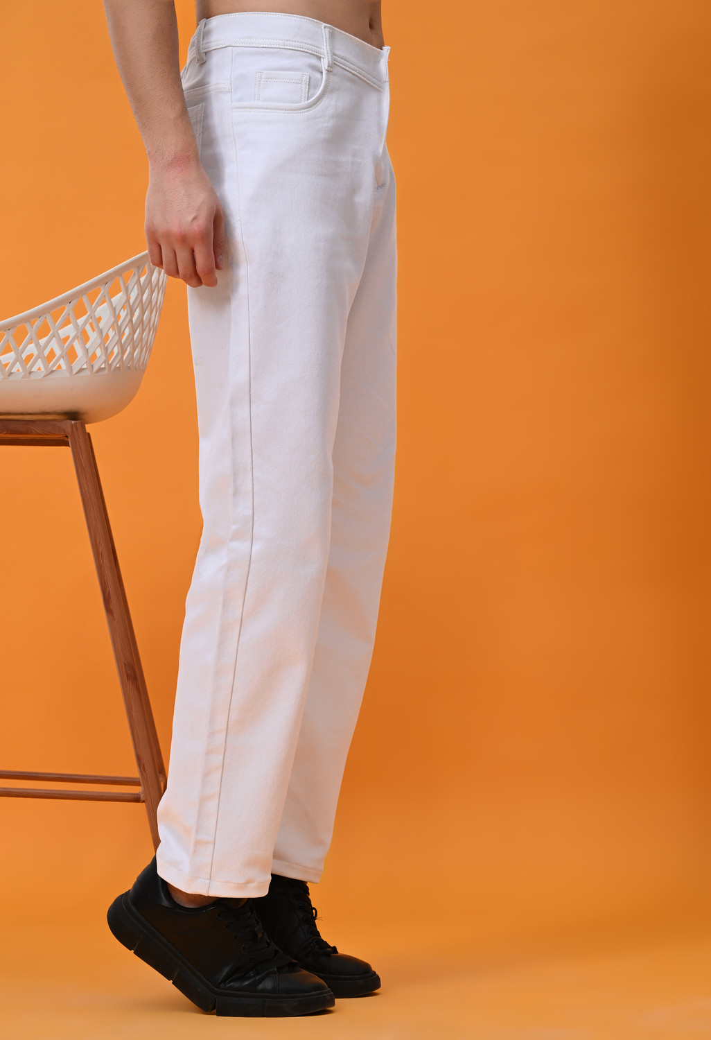 Image of Mast & Harbour Men Loose Fit Mid Rise White Jeans