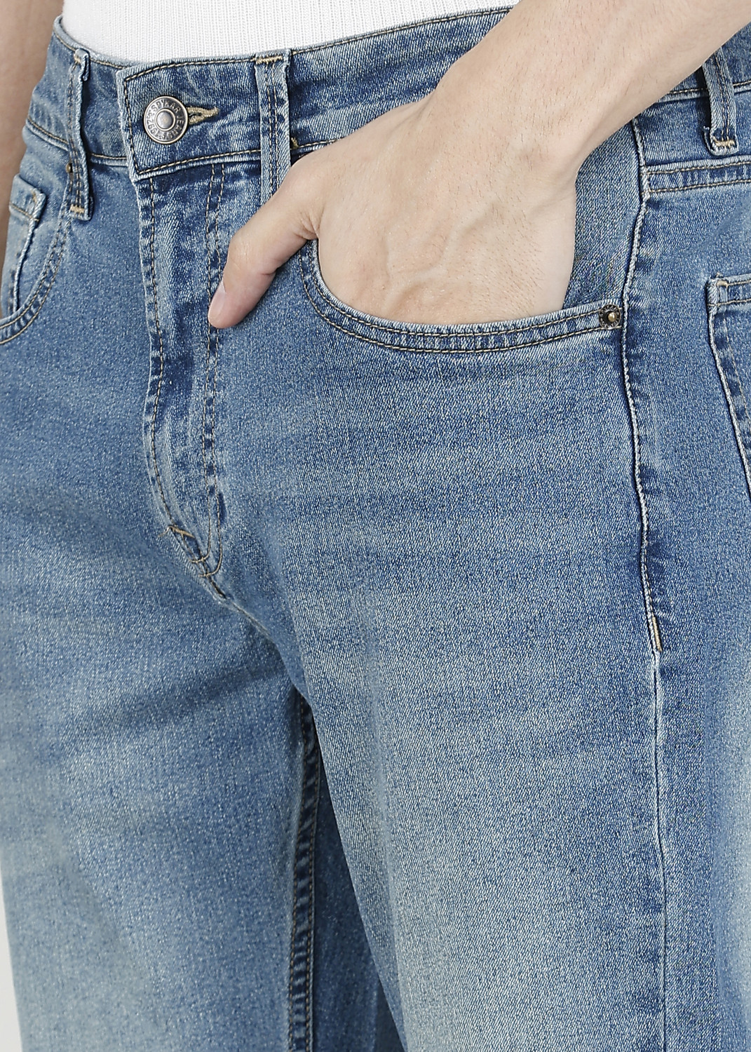 Image of Spykar Relaxed Fit Men Blue Jeans