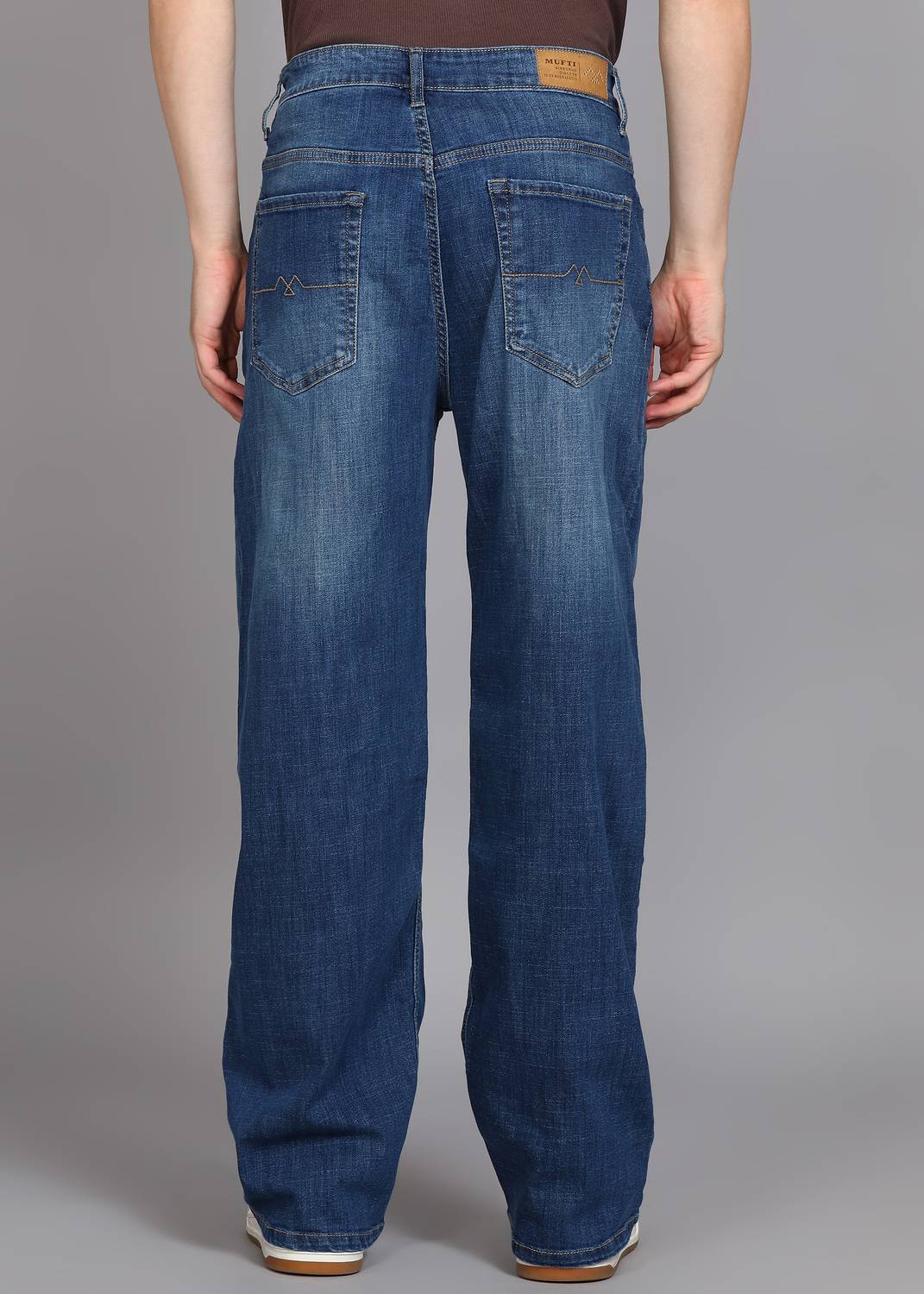 MUFTI Loose Fit Men Blue Jeans - Image 4