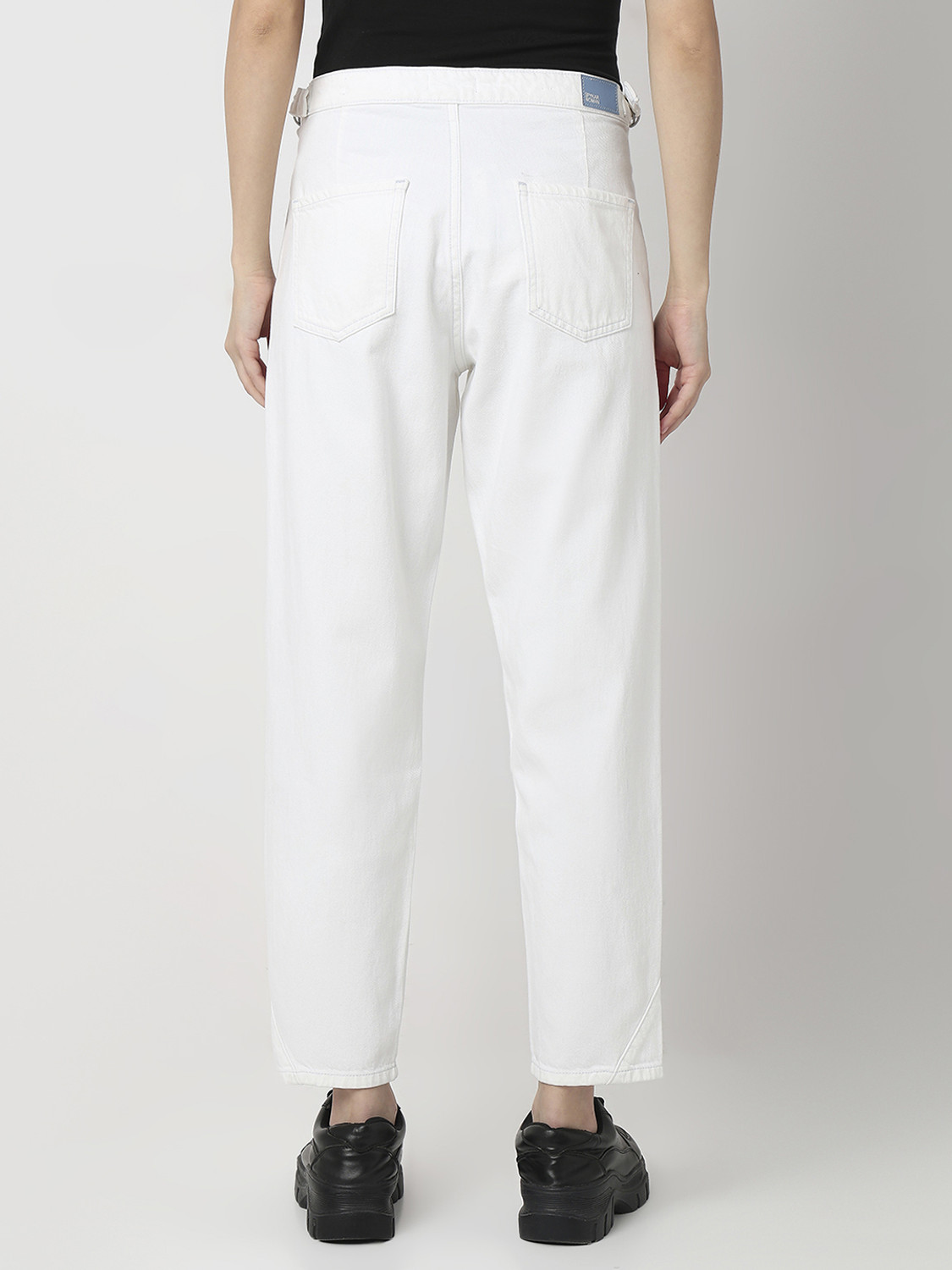 Image of Spykar Relaxed Fit Women White Jeans