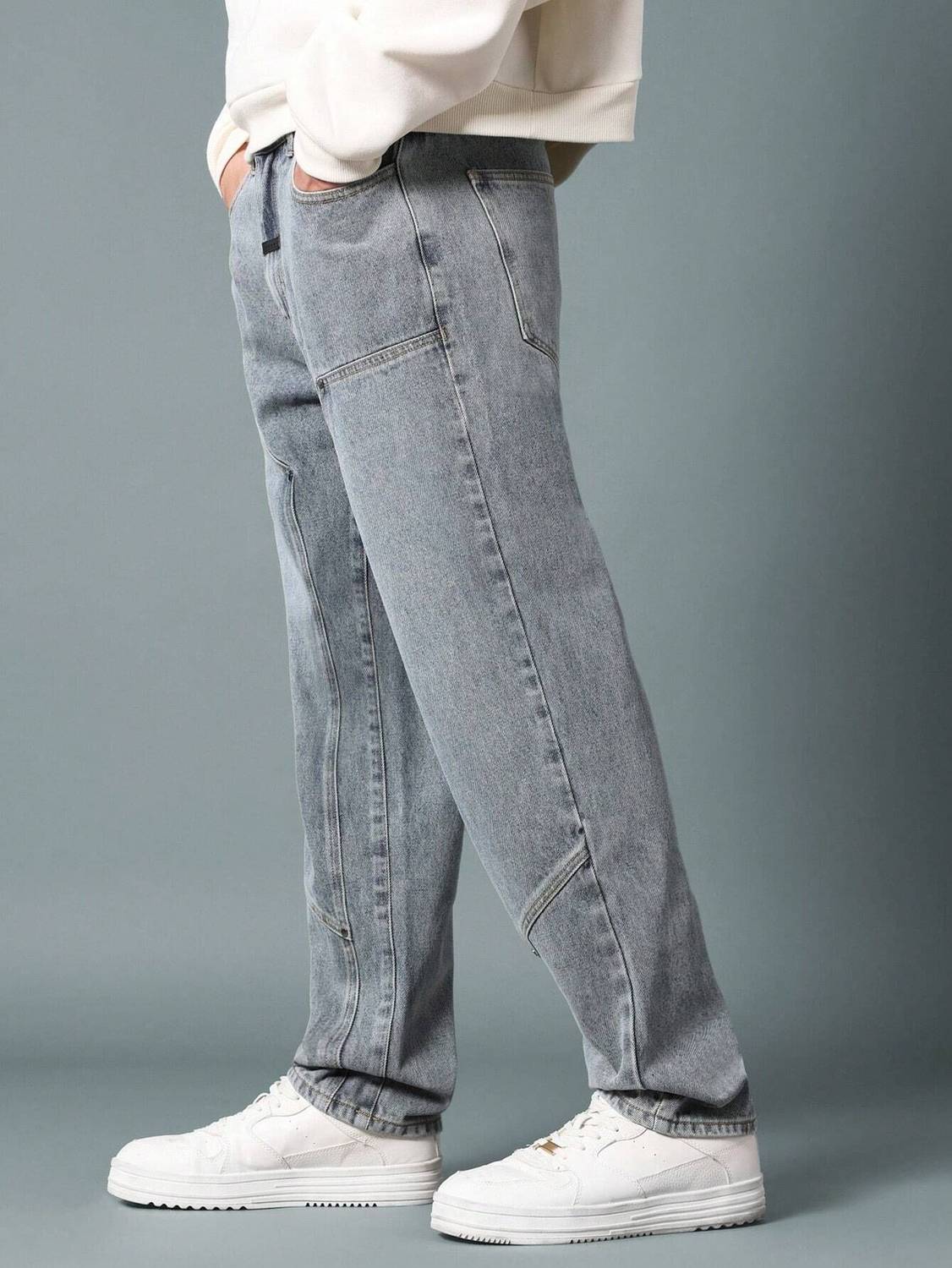 Leriya Men Grey Relaxed Fit Jeans - Image 3