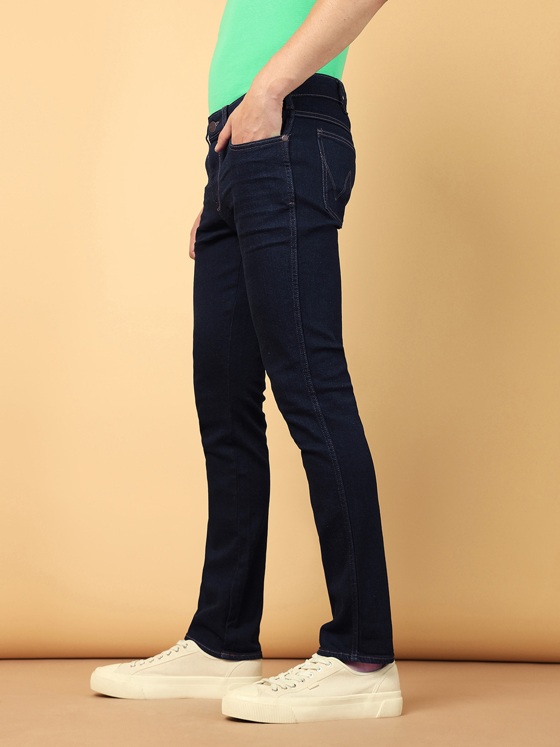 Image of Wrangler Slim Men Black Jeans