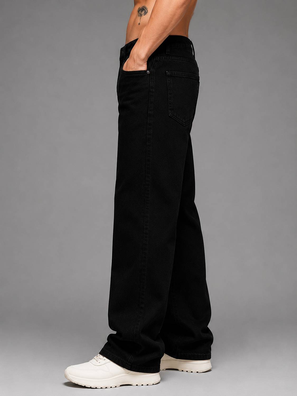 LEVORCE Loose Fit Men Black Jeans - Image 3