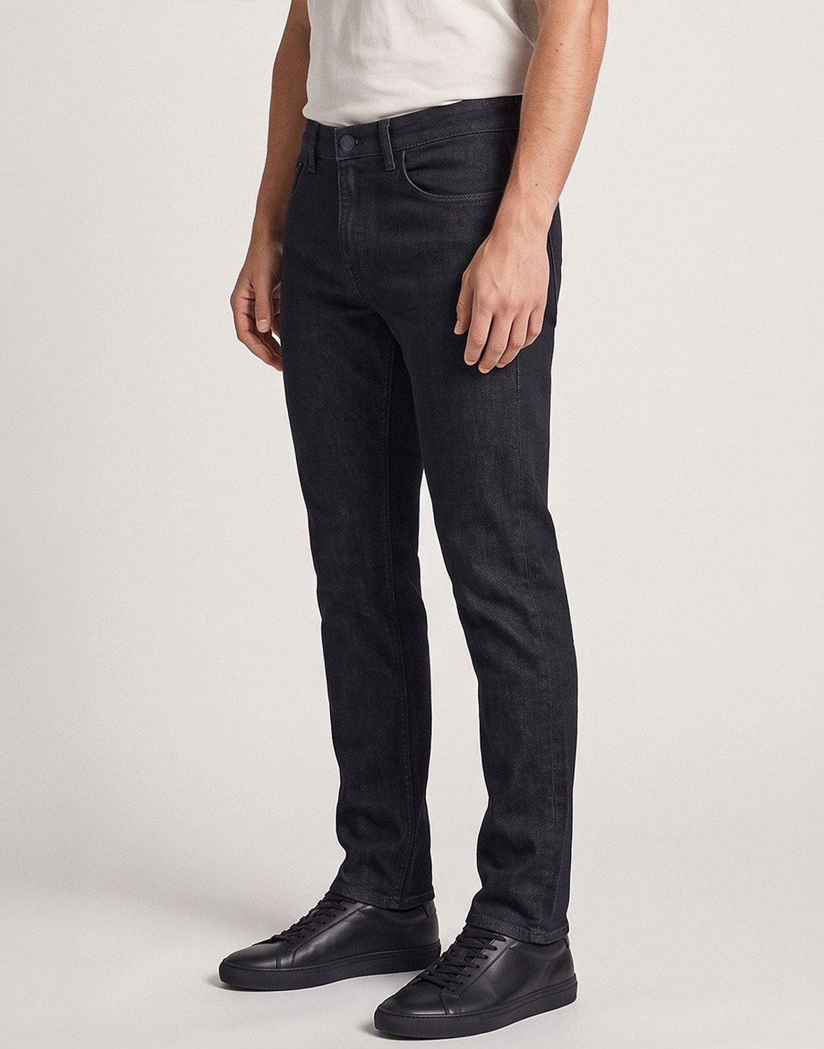Image of Allen Solly Men Regular Mid Rise Black Jeans