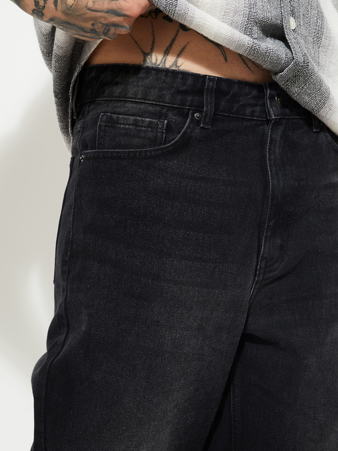 Image of MAX Regular Men Black Jeans