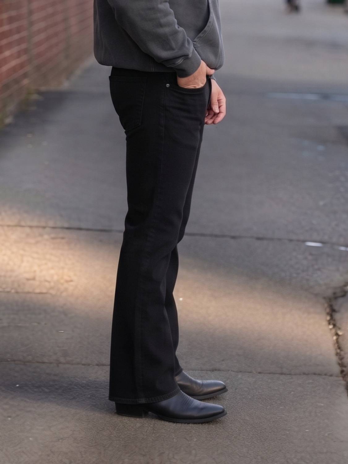 woomny Boot-Leg Men Black Jeans - Image 3