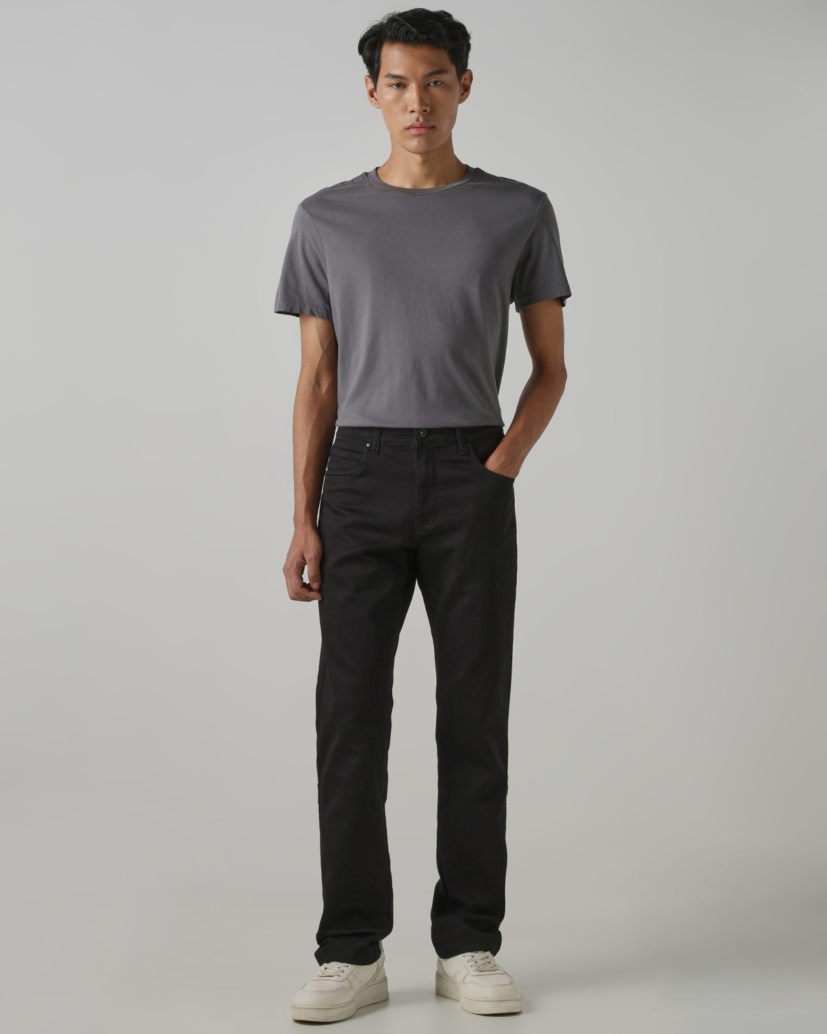 Image of MUFTI Men Straight Fit Mid Rise Black Jeans