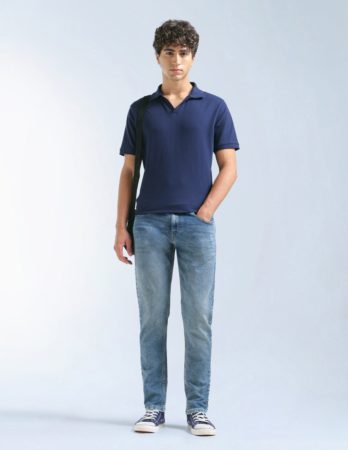 Image of FLYING MACHINE Tapered Fit Men Blue Jeans