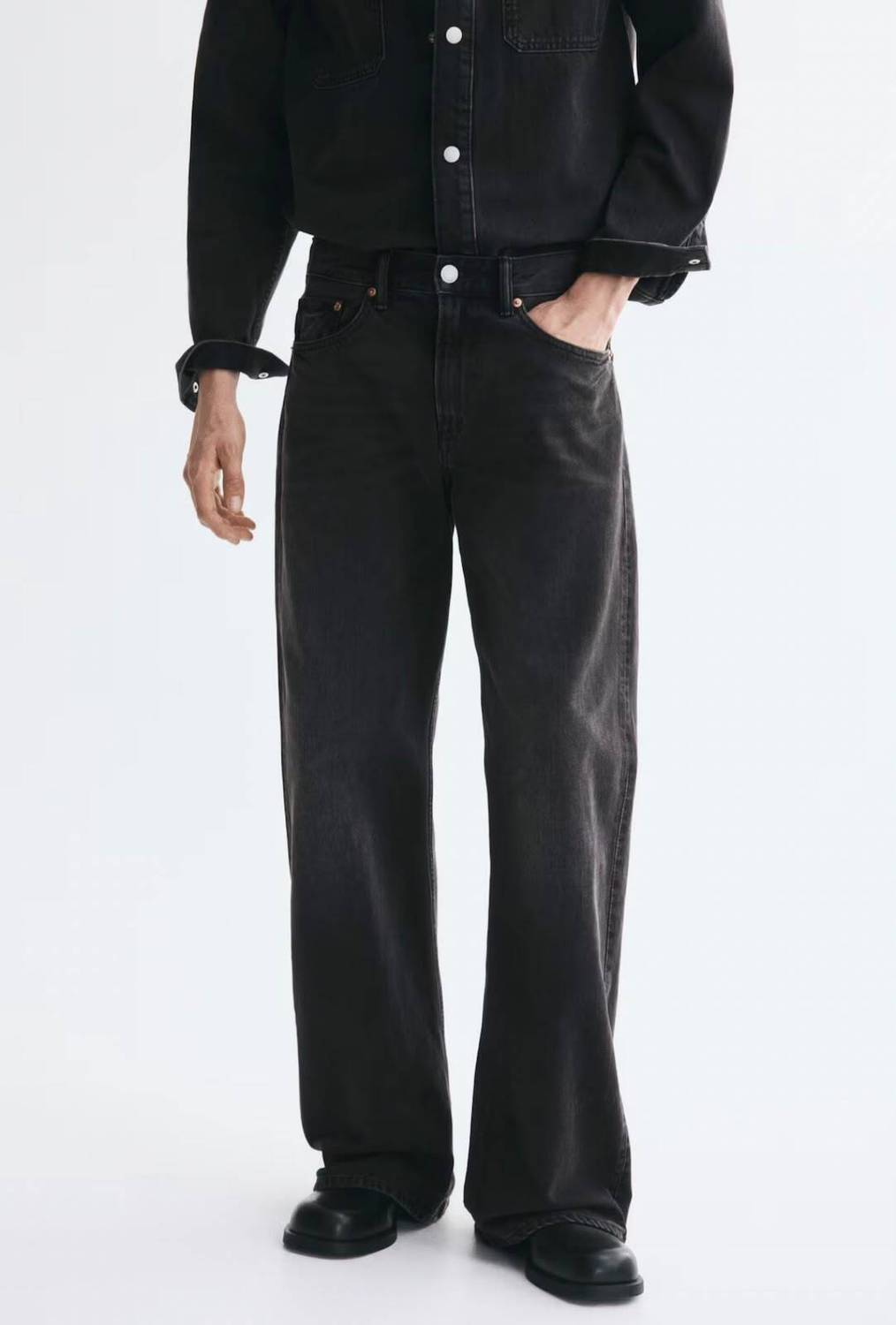 REVRCE Boot-Leg Men Black Jeans - Image 1