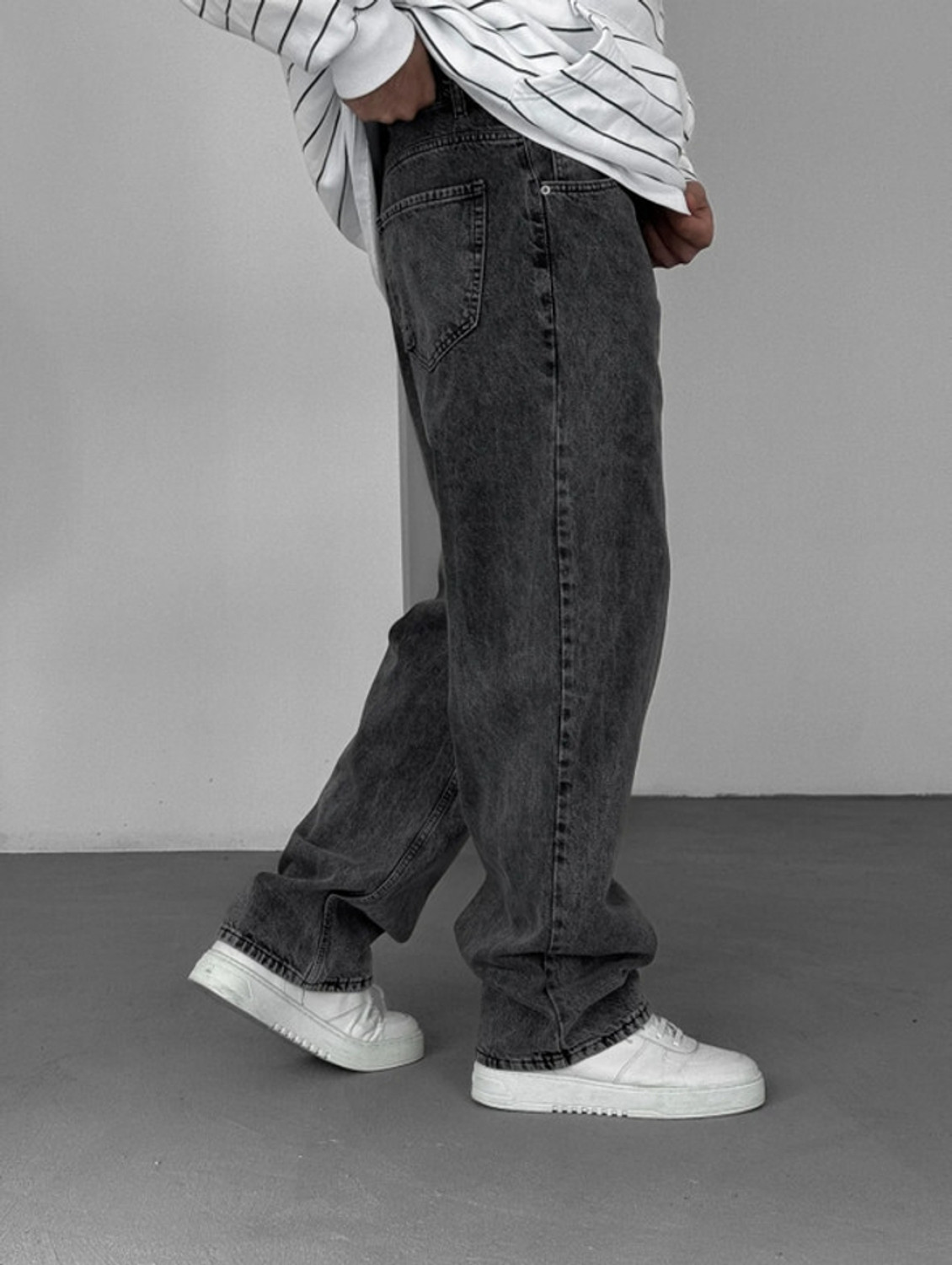 Image of INDIGOX Straight Fit Men Dark Grey Jeans