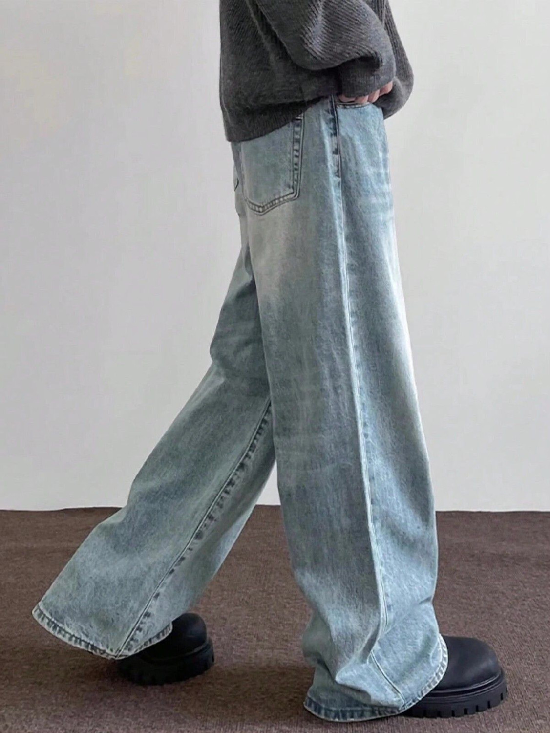 Image of Leriya Fashion Loose Fit Men Light Blue Jeans