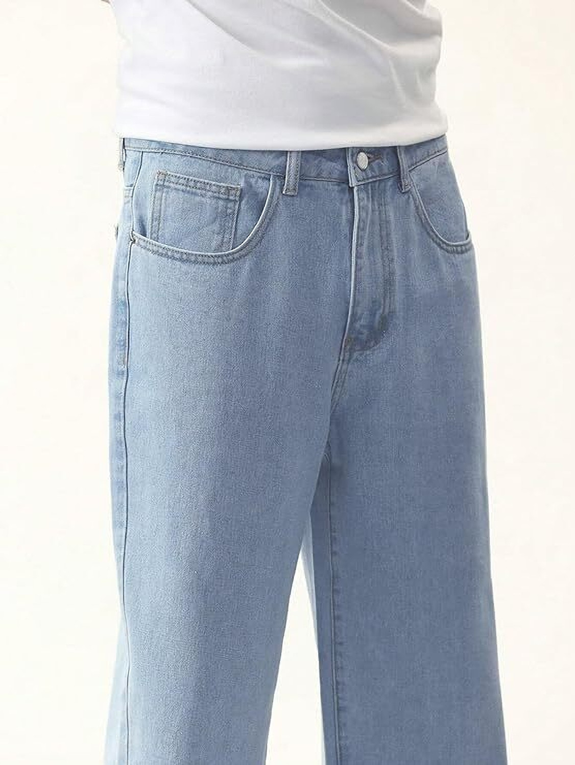 Image of UNITED DENIM Loose Fit Men Light Blue Jeans