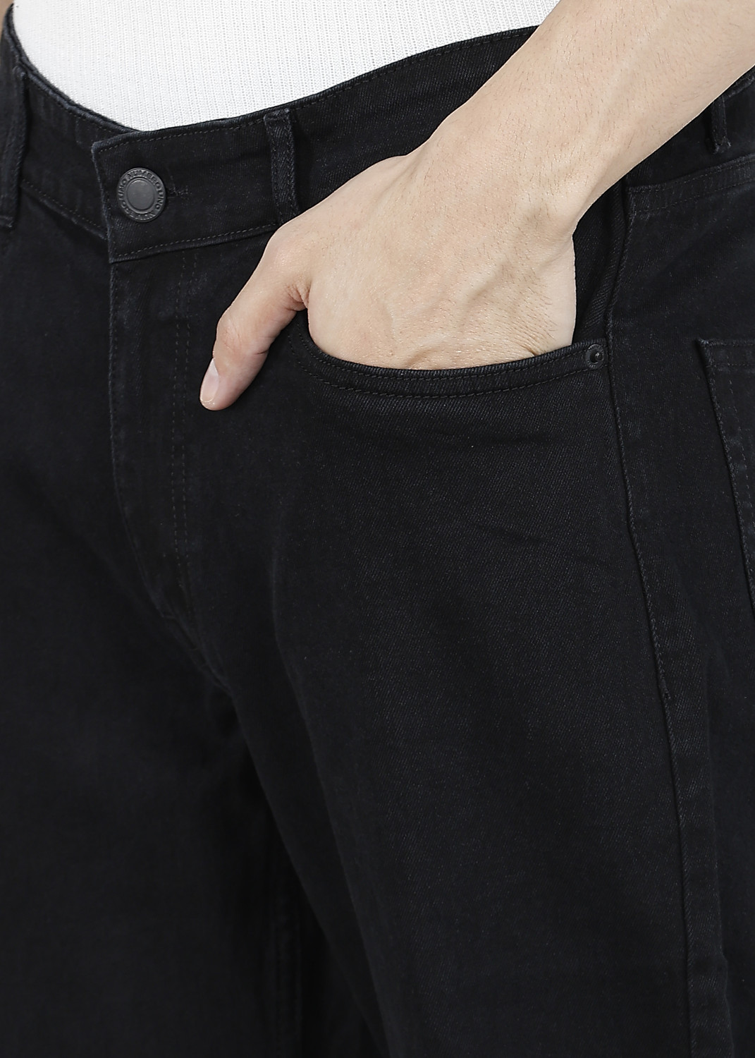 Image of NUMERO UNO Men Regular Mid Rise Black Jeans