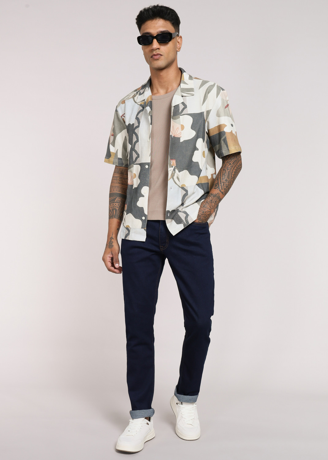Image of PETER ENGLAND Men Slim Mid Rise Blue Jeans
