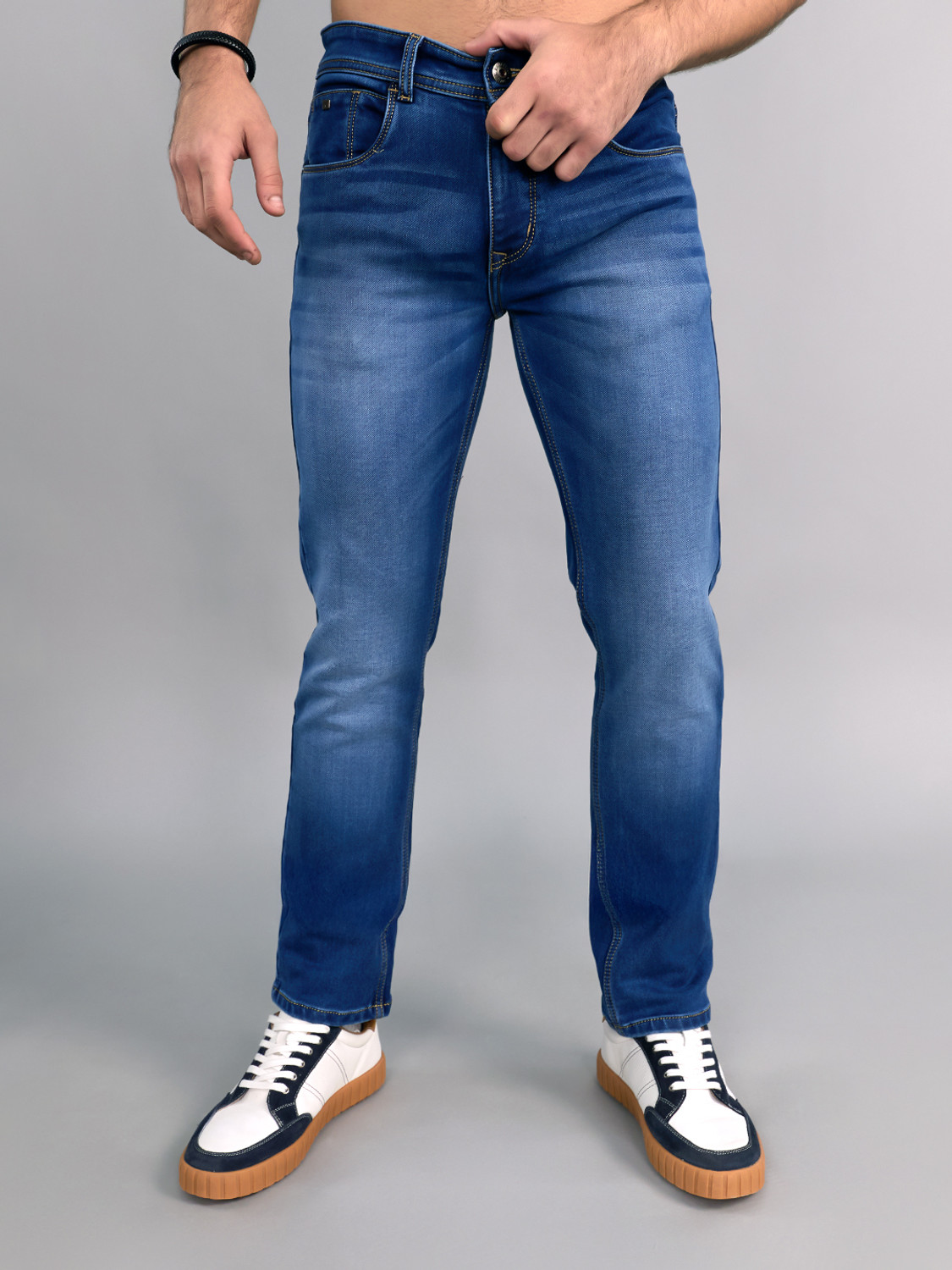 Image of MONTE CARLO Regular Men Light Blue Jeans