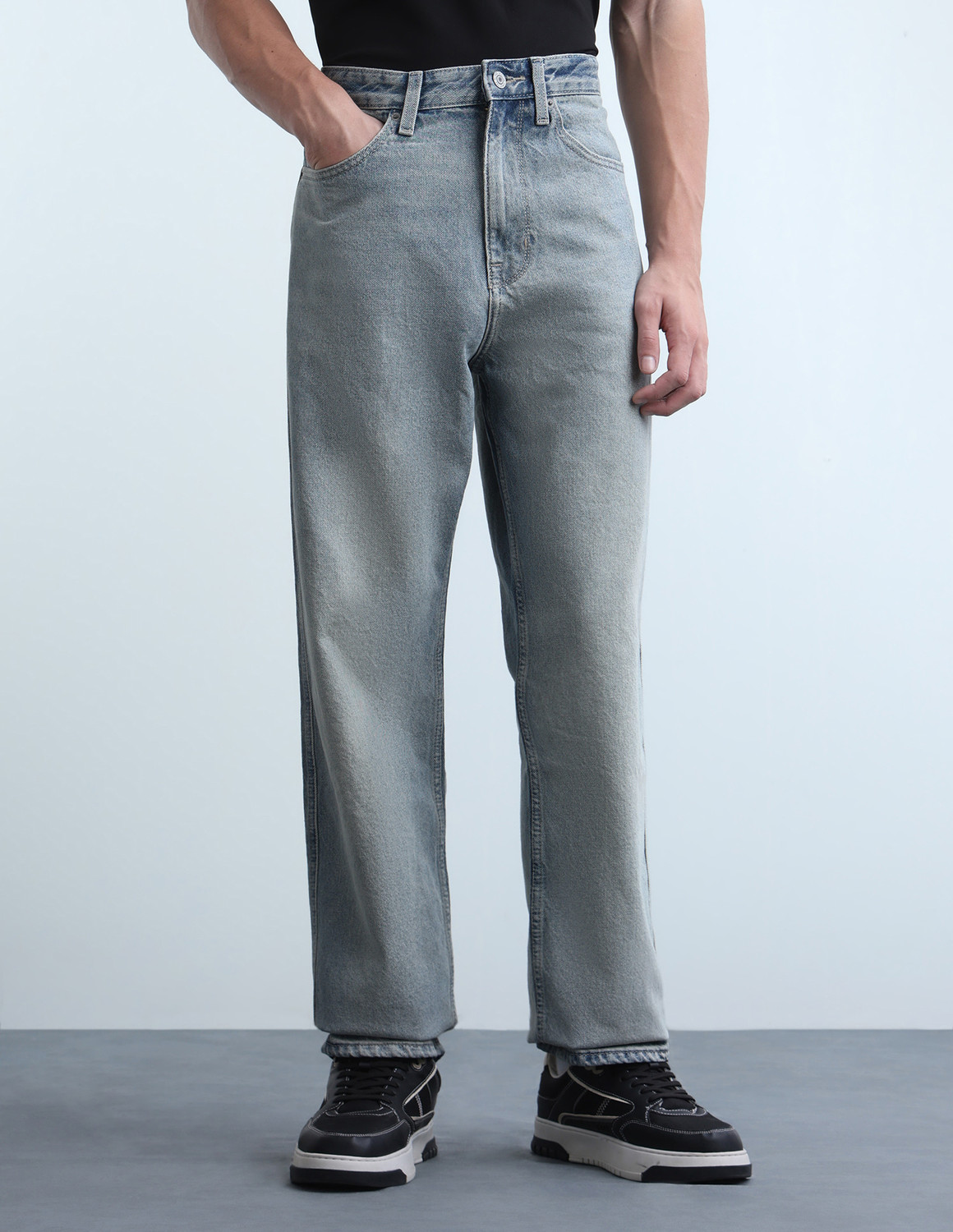 Image of FLYING MACHINE Loose Fit Men Blue Jeans